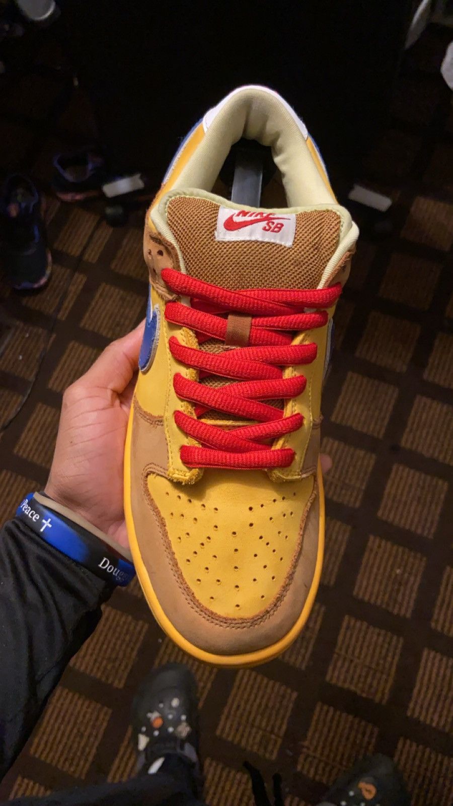Nike × Vintage Dunk low Newcastle brown ale Size US 8.5 / EU 41-42 - 7 Thumbnail