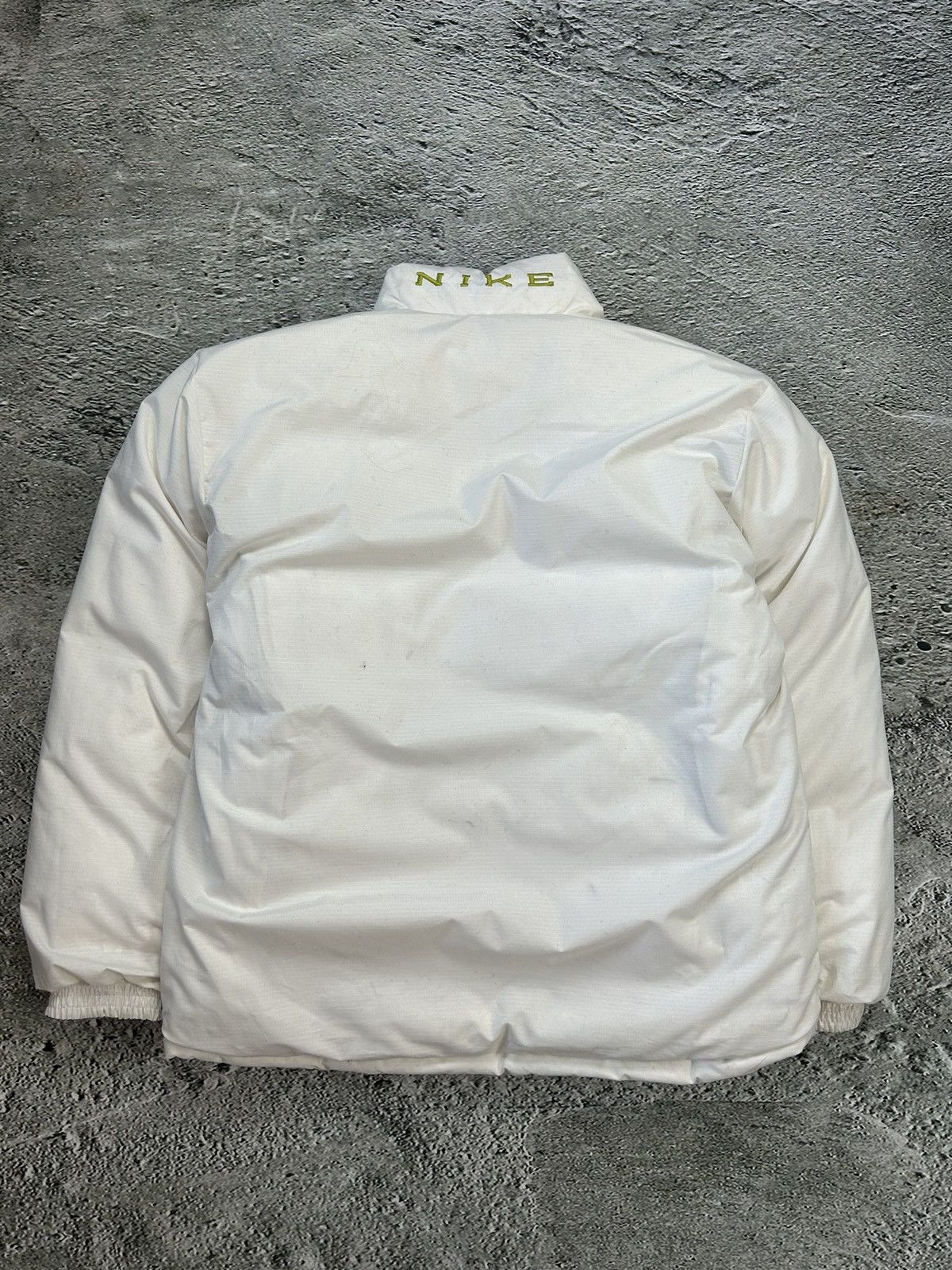 Nike × Vintage Nike black puffer jacket big logo reversible vintage 90s Size US S / EU 44-46 / 1 - 9 Thumbnail