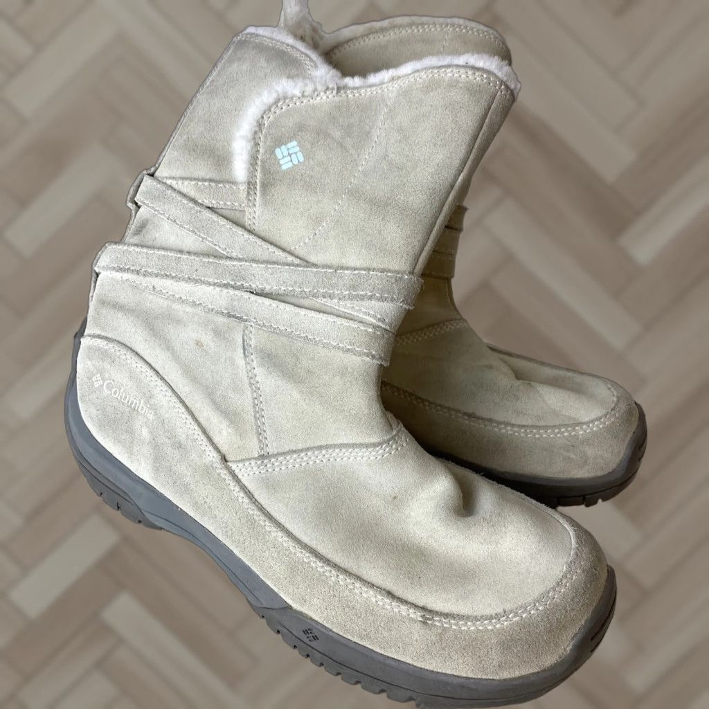 Vintage Columbia Womens Ice Maiden II Tan Leather Mid Calf Snow Boot Size 9 S1 Snow Boot Womens Tan Leather Mid Calf Columbia Ice Maiden II BL1513-920 Size US 9 / IT 39 - 1 Thumbnail