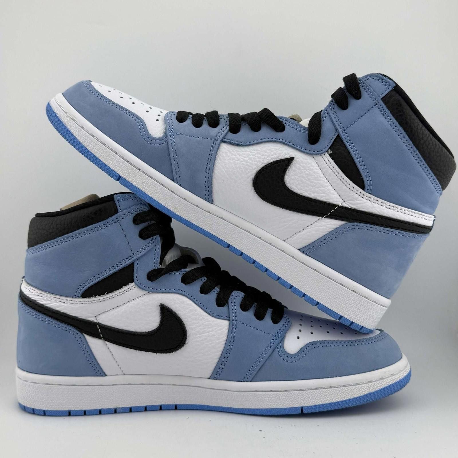 Nike og box Air Jordan 1 Retro High OG University Blue 9.5 Used Size US 9.5 / EU 42-43 - 7 Thumbnail