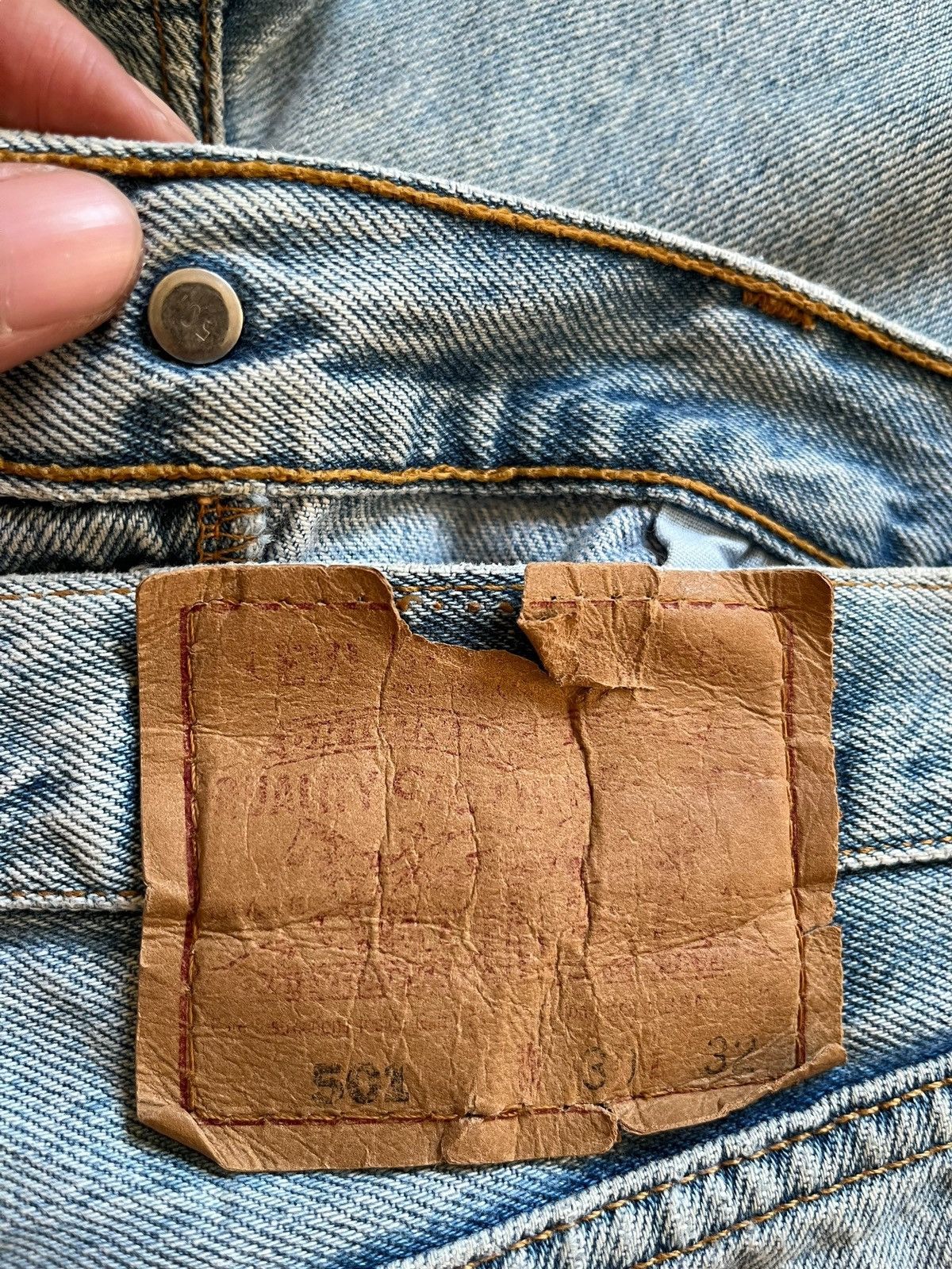 Levi's × Levi's Vintage Clothing Vintage 90s Levis 501 Distressed Loose Jeans Button 501 Size US 30 / EU 46 - 9 Thumbnail