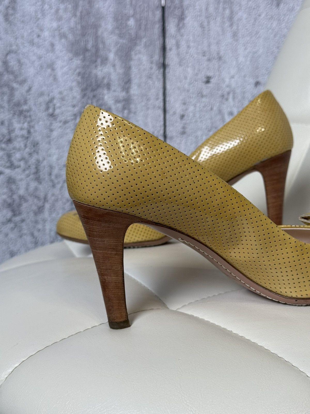 Prada Prada Sport Yellow Perforated Leather Bow Wooden Heel Pumps Size US 8 / IT 38 - 15 Thumbnail