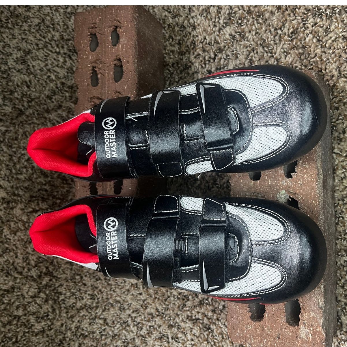 Other Outdoor Master Biker Cycling Shoes with Cleats Black/Red 42 Size US 10.5 / IT 40.5 - 4 Thumbnail