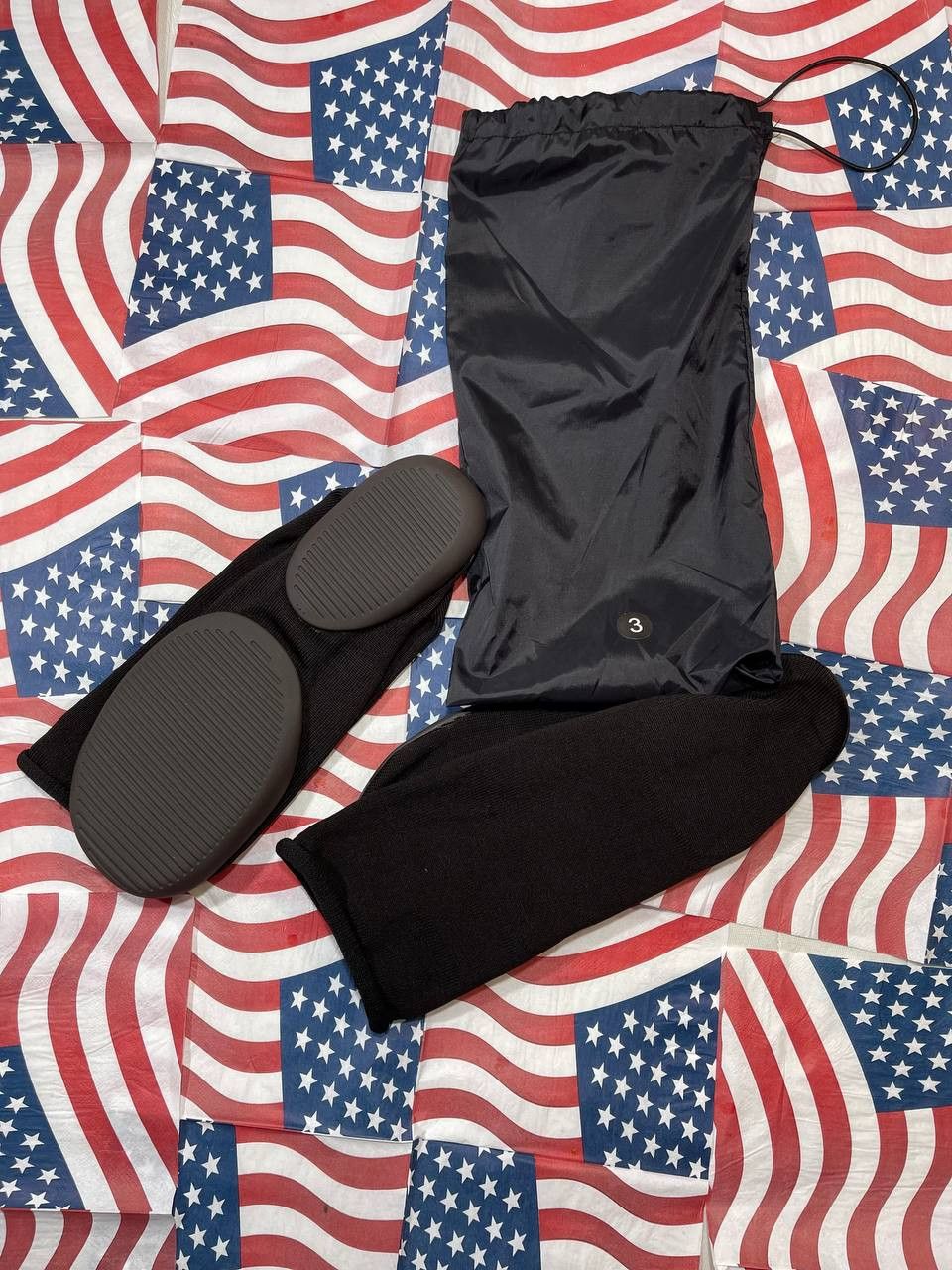 Kanye West Yzy Pods Size US 11.5 / EU 44-45 - 1 Thumbnail