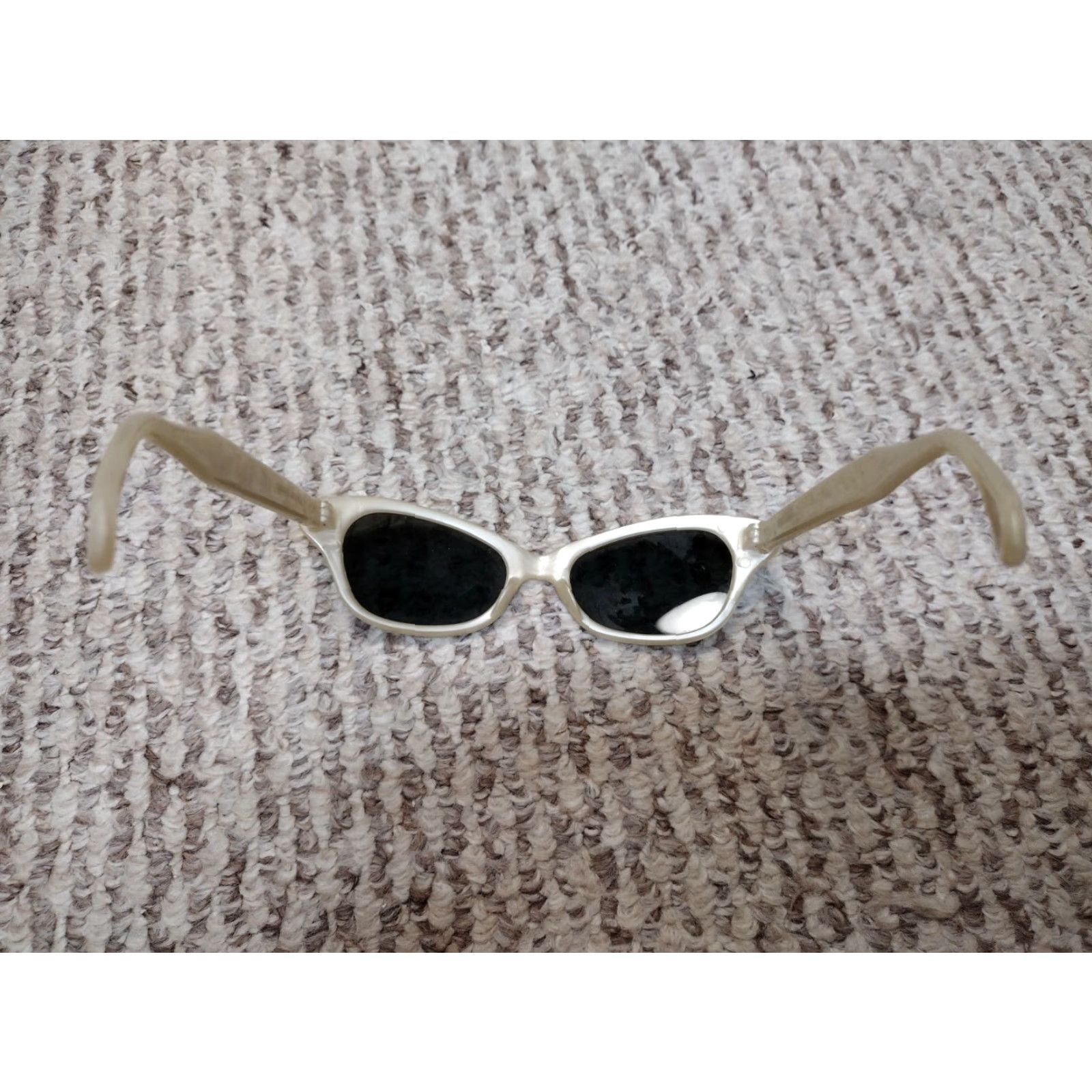 Wilson VINTAGE Willson Sunglasses Cat Eye Women Pearl Grunge 1950s 60s Printed Style Grunge Cobain Size ONE SIZE - 2 Thumbnail