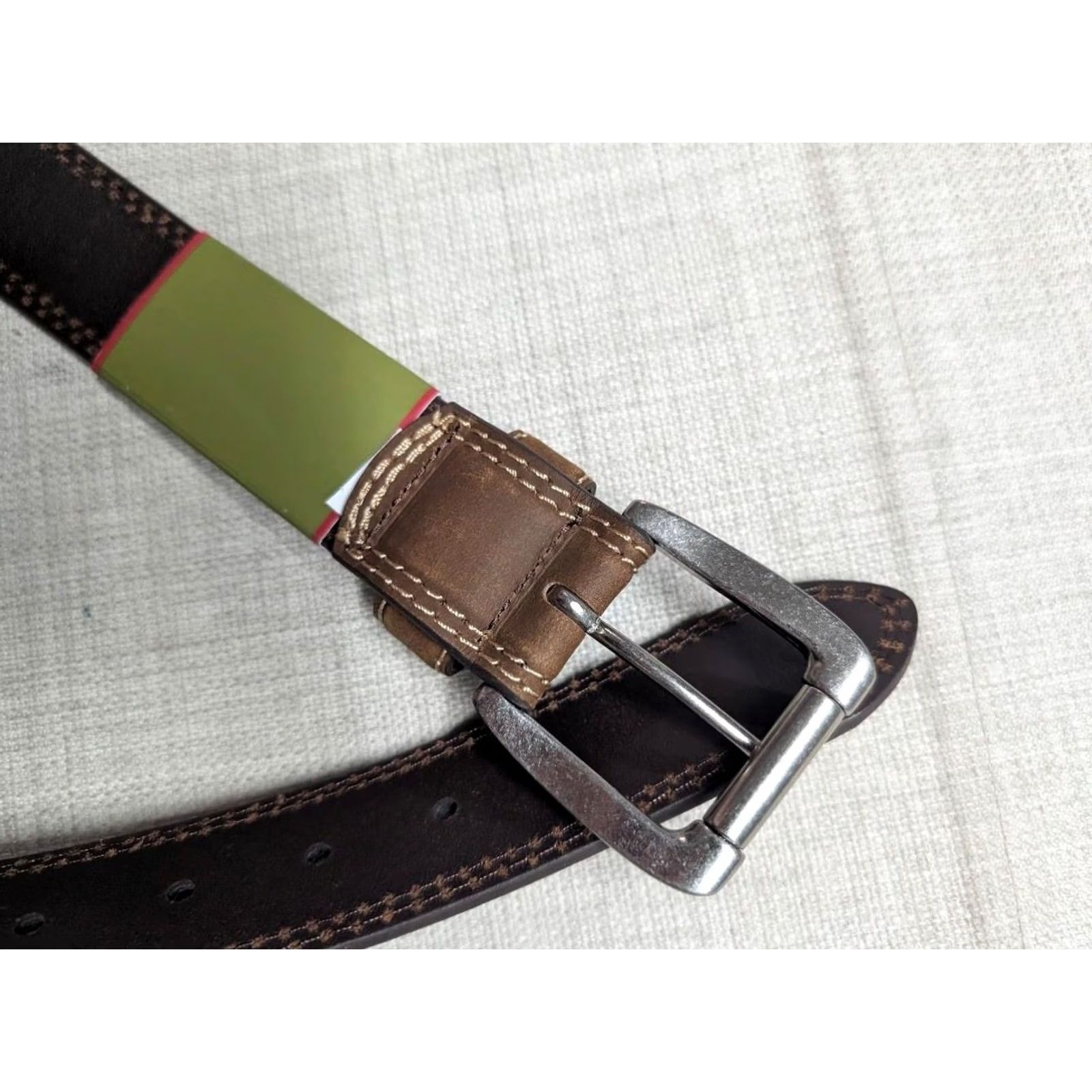 Vintage VINTAGE Cowhide full grain Leather belt 34 brown Men 1-1/2" Dress Work Belt XS Size 34 - 3 Thumbnail