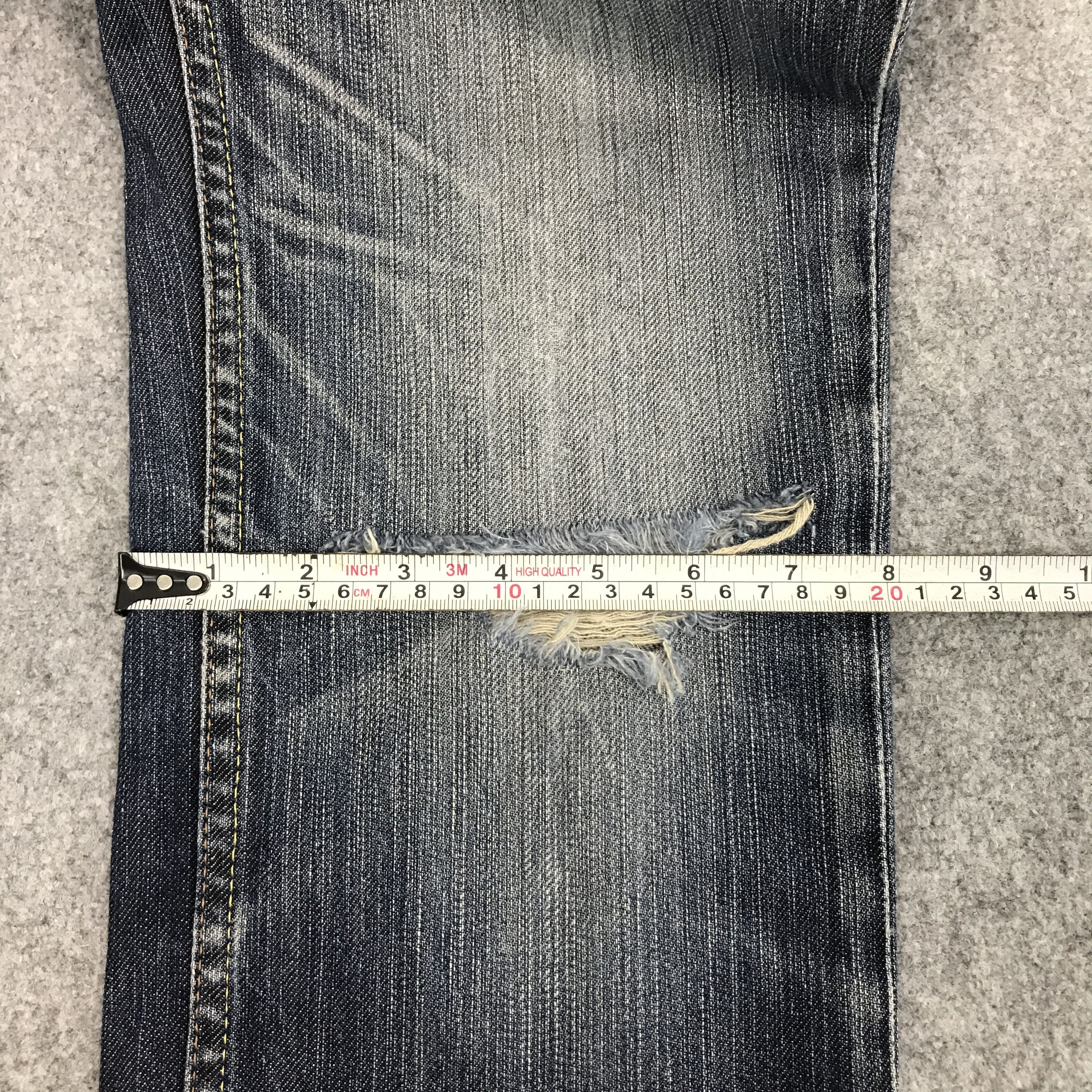 Levi's × Levi's Vintage Clothing Levis 511 Skinny Strauss distressed jean pants Size US 32 / EU 48 - 12 Thumbnail