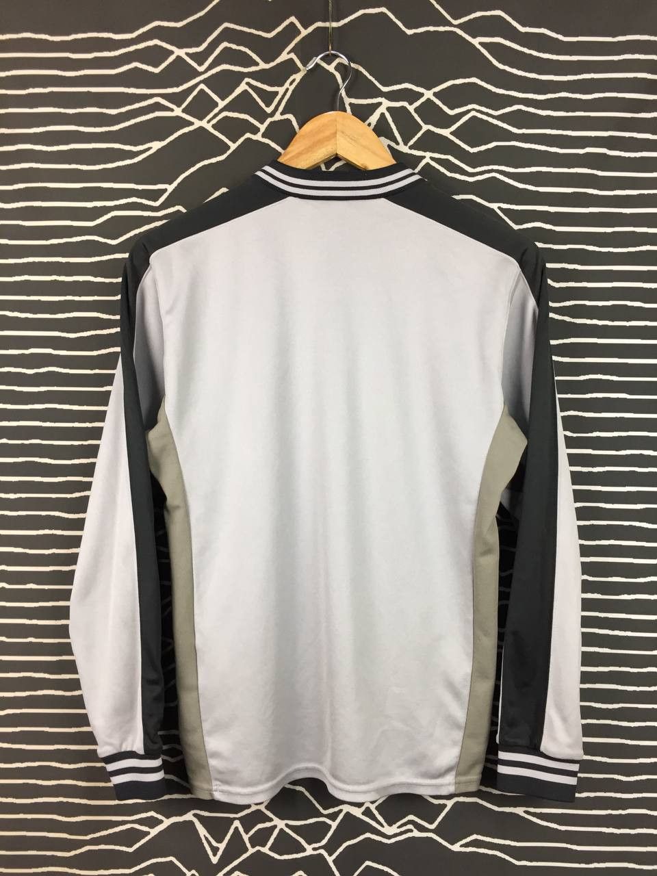 Uniqlo Uniqlo Bel-Ray Motor Oil Lubricants Racing Motorsports Tee Size US S / EU 44-46 / 1 - 7 Thumbnail