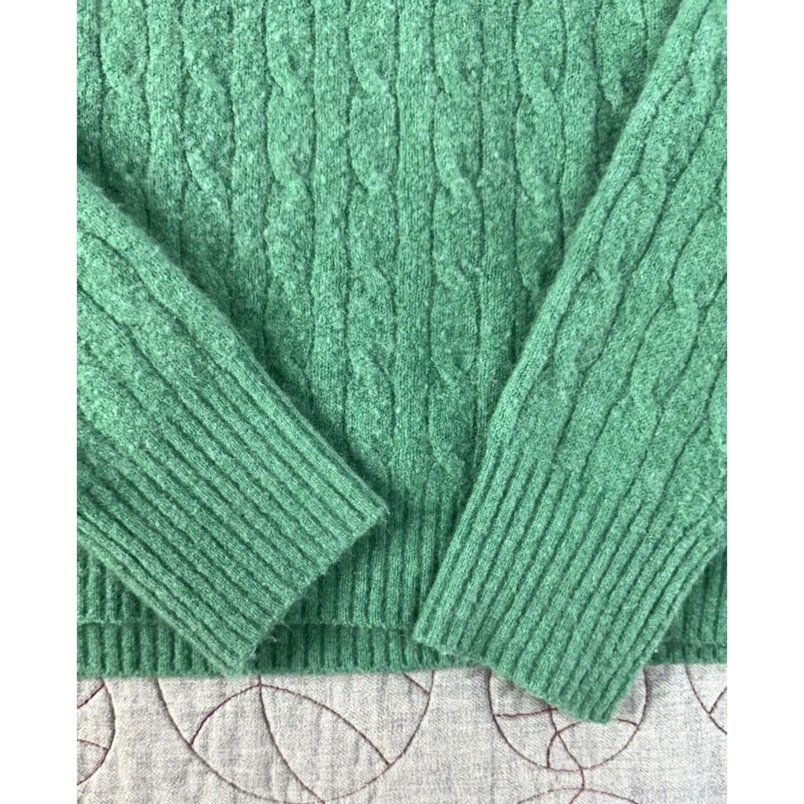 J.Crew J. Crew Factory Green Extra Soft Cable Knit Sweater Mock Neck / Women’s Medium Sweater Size M / US 6-8 / IT 42-44 - 2 Thumbnail