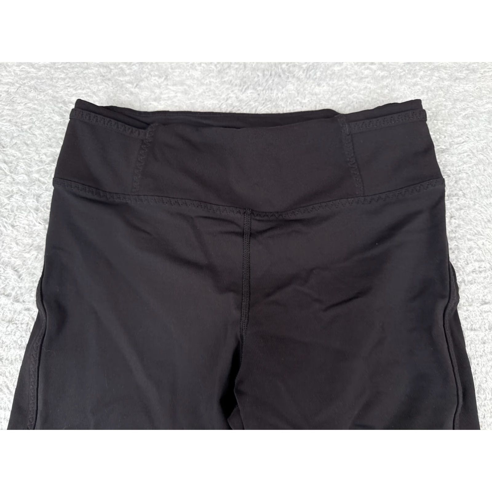 Lululemon Lululemon Pants Womens 6 Black Crop 18" Inseam Pockets Yoga Activewear Size 28" / US 6 / IT 42 - 4 Thumbnail