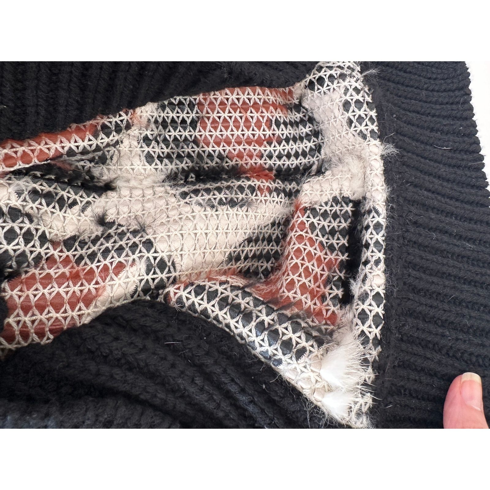 Fendi Fendi Black Balloon-Sleeve Cashmere Mink Fur Animal Sweater Size M / US 6-8 / IT 42-44 - 8 Thumbnail