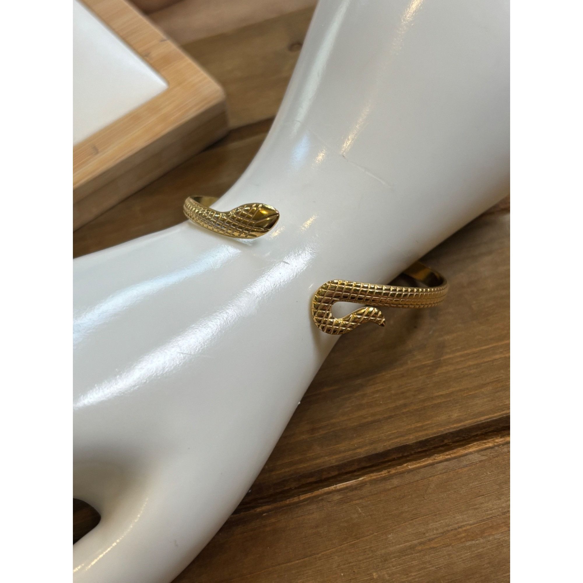 Other Vintage Gold Plated Snake Cuff Bracelet Size ONE SIZE - 3 Thumbnail