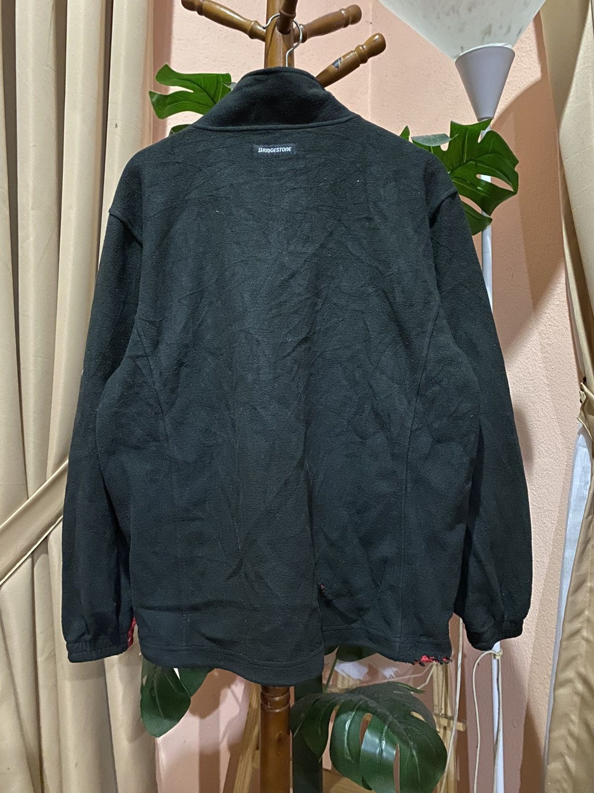 Vintage Vintage Bridgestone Blizzak Revo GZ Fleece Jacket Motorsport Size US L / EU 52-54 / 3 - 13 Thumbnail