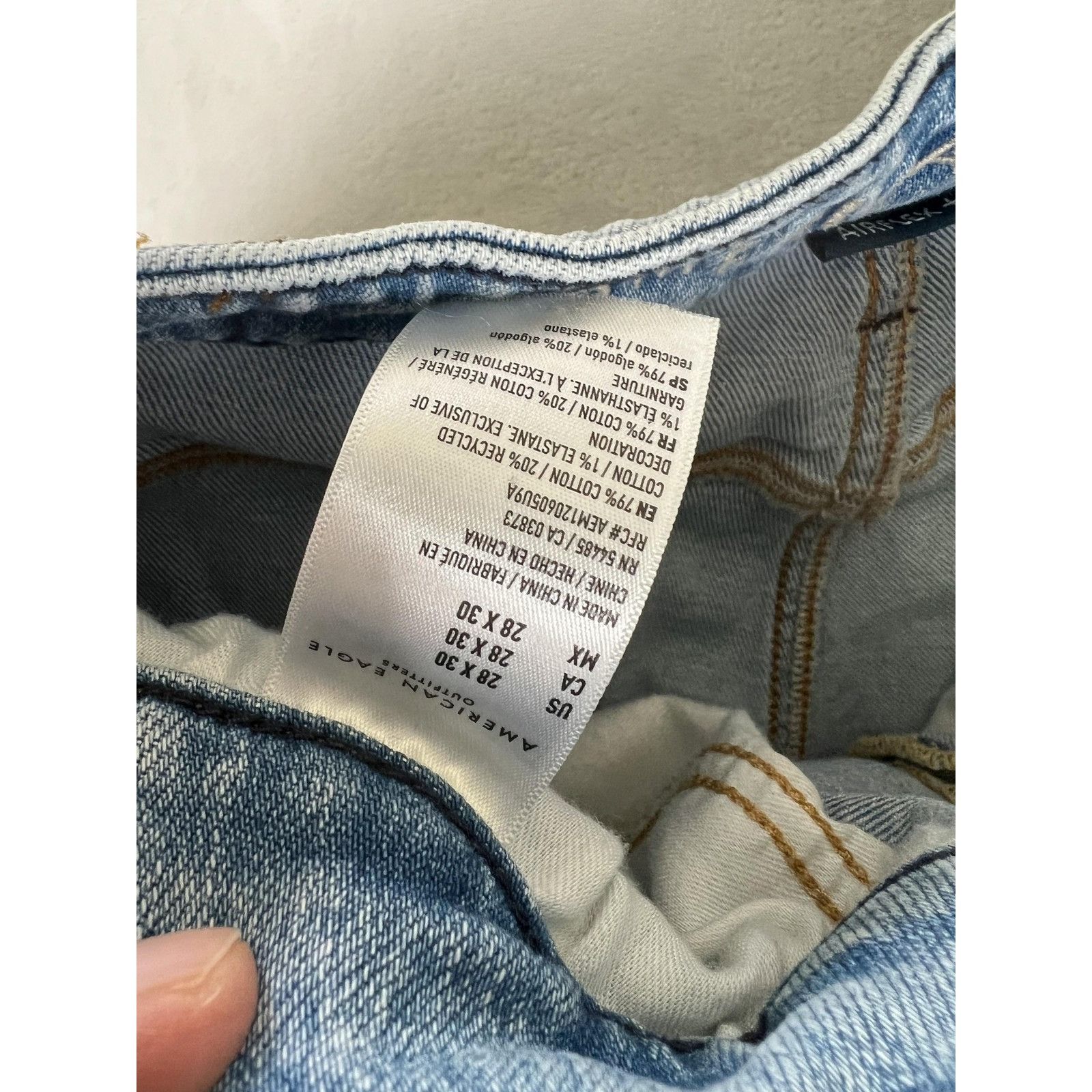 American Eagle Outfitters American Eagle Jeans Mens 28x30 Blue Skinny Light Wash Real Size US 28 / EU 44 - 2 Thumbnail