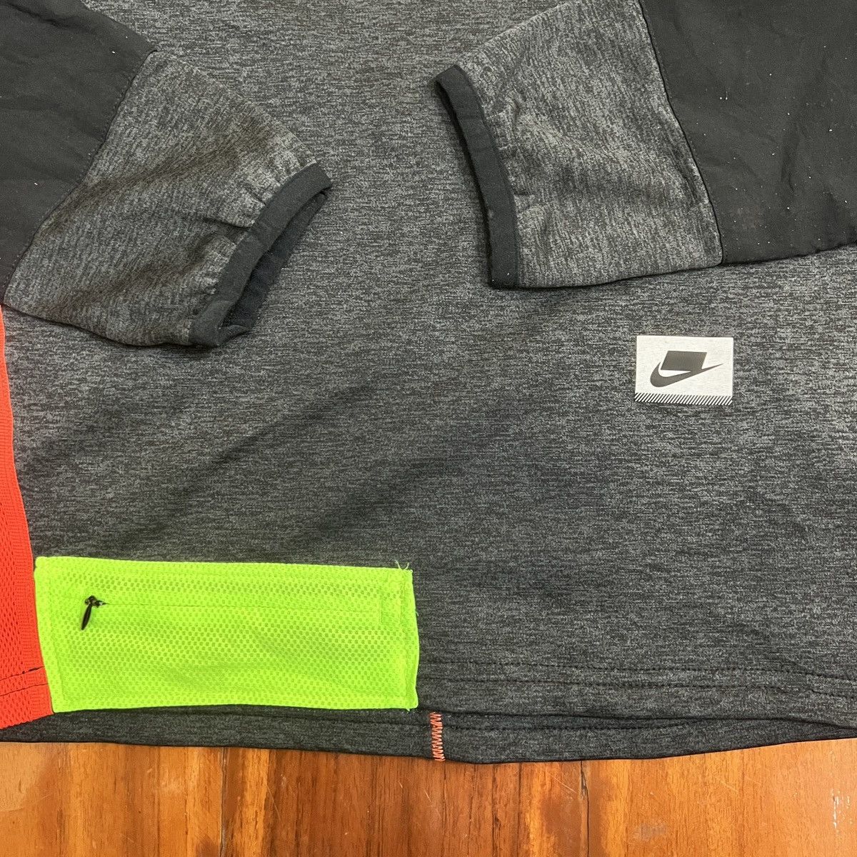 Nike Nike running sweatshirt Size US M / EU 48-50 / 2 - 5 Thumbnail