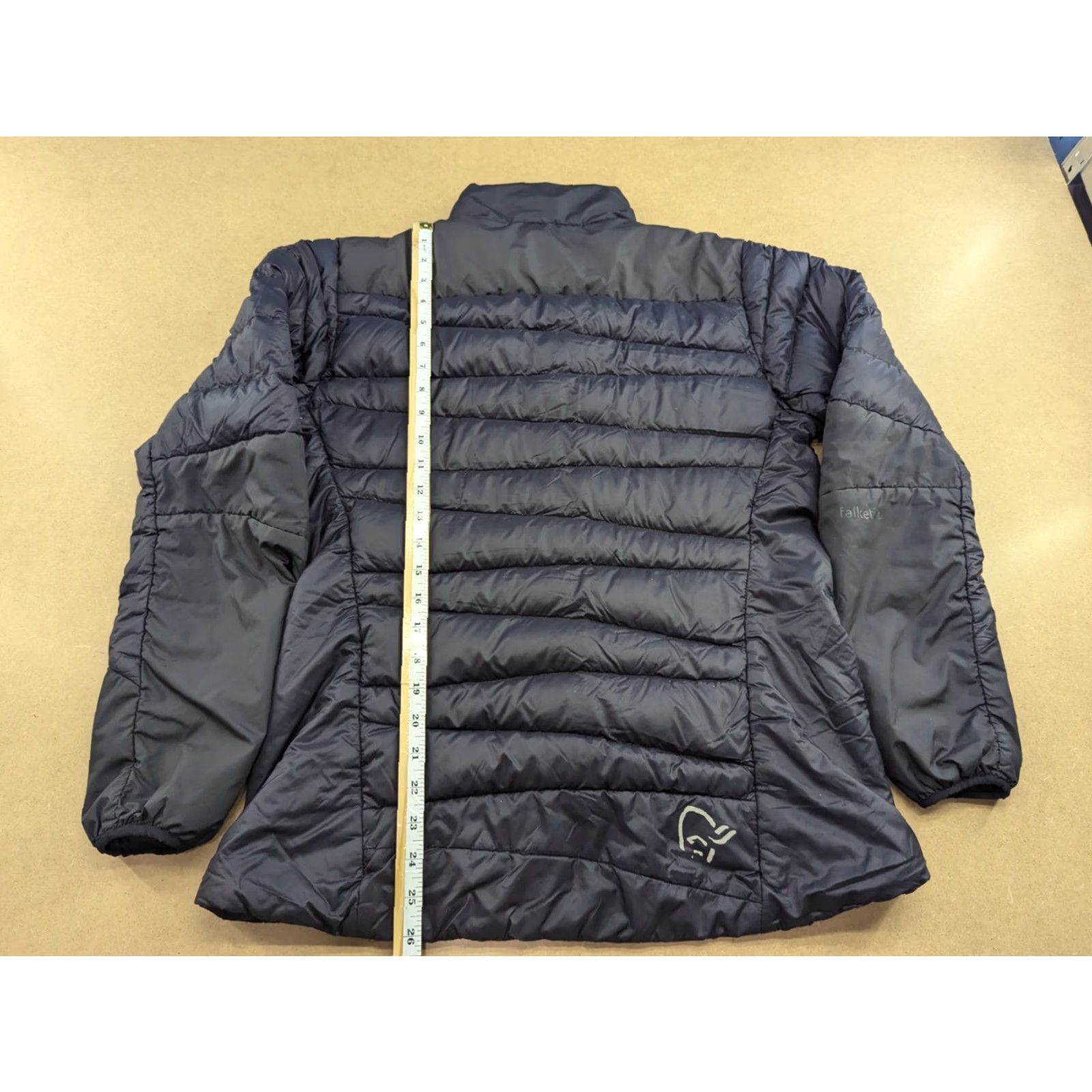 Vintage NORRONA Falketind Womens Down 750 Jacket Medium Black Quilted Lightweight Puffer Jacket Womens Medium Black Size M / US 6-8 / IT 42-44 - 7 Thumbnail