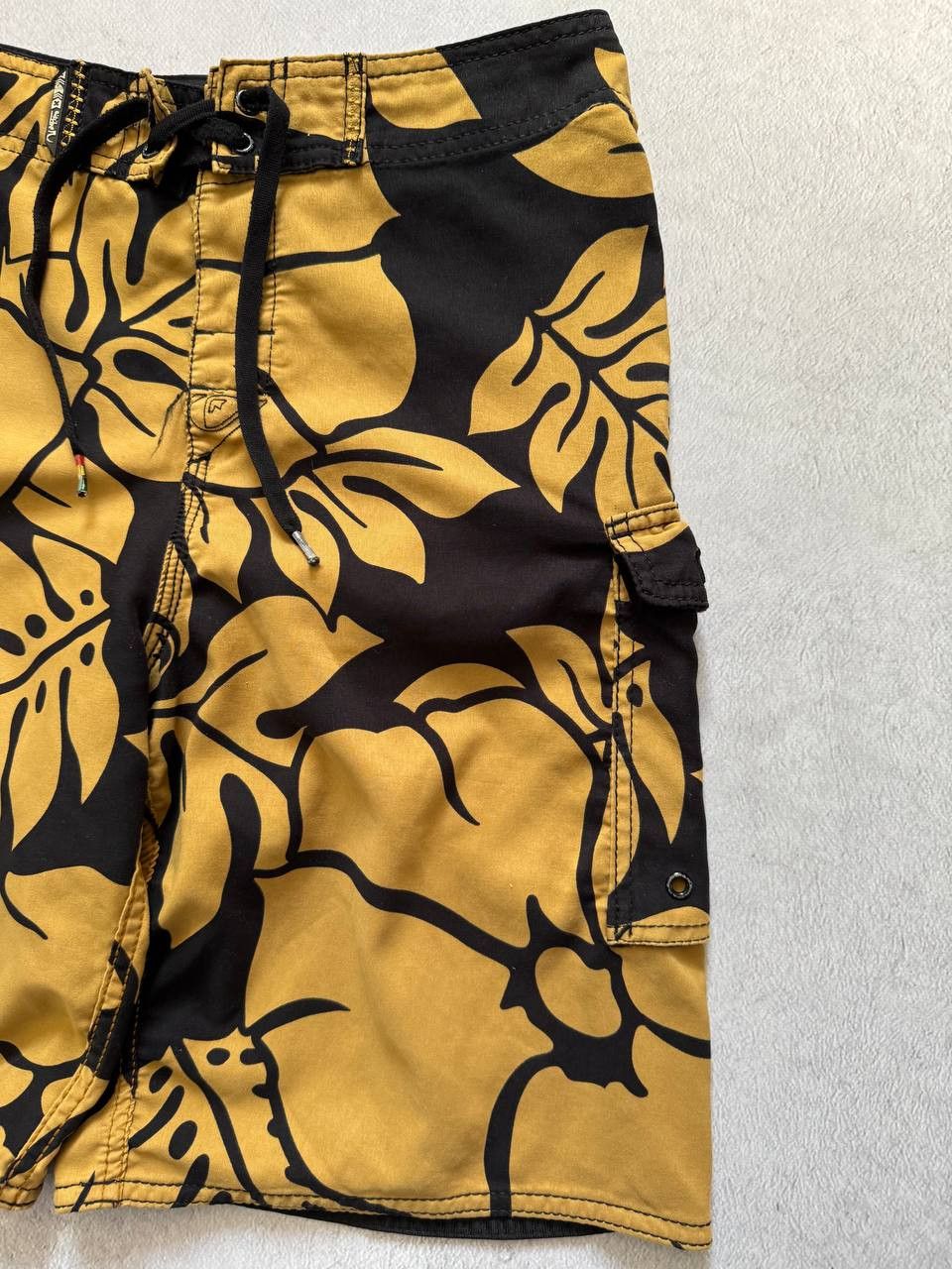 Quiksilver Vintage Y2K Quiksilver surf cargo shorts size S Size US 30 / EU 46 - 4 Thumbnail