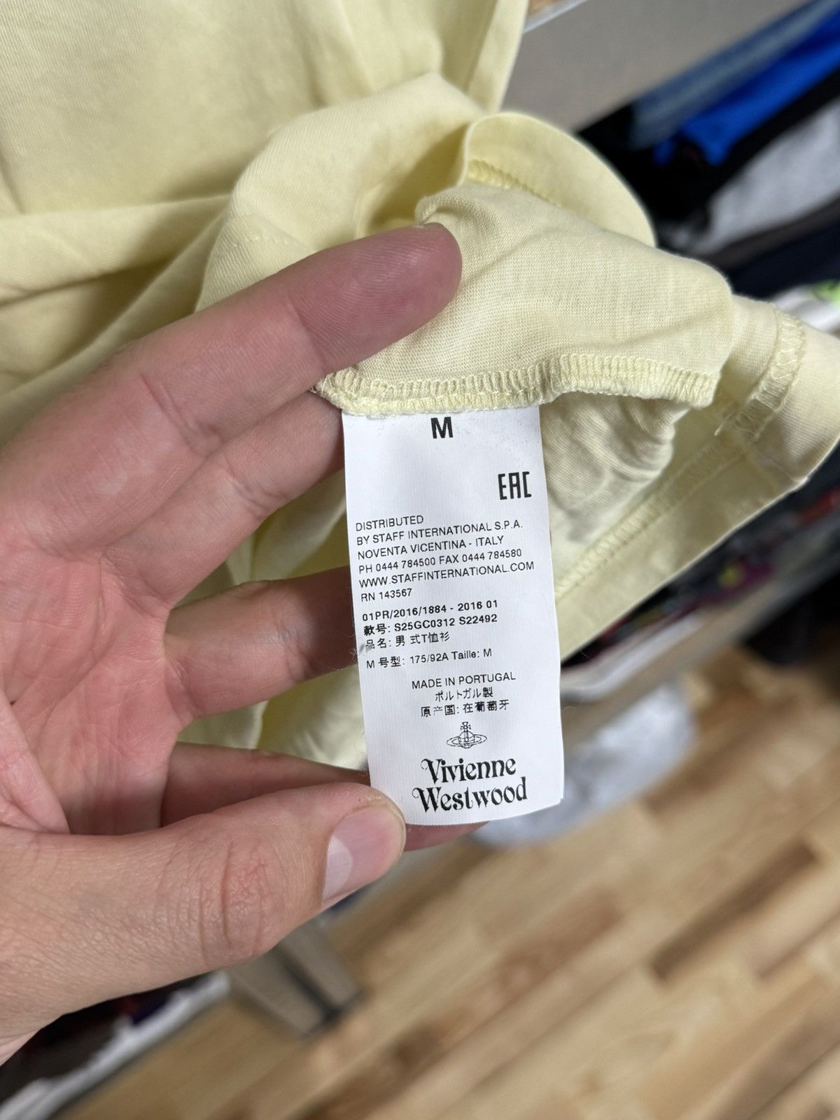 Vivienne Westwood Vivienne Westwood Man Orb Logo T-Shirt Light Yellov Size M Size US M / EU 48-50 / 2 - 5 Thumbnail
