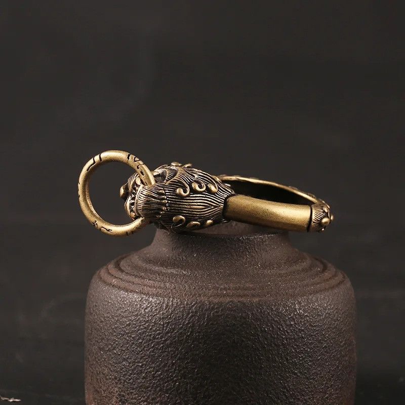 Other Red Eyes Dragon Keyring Lobster Clasps Keychain Waist Buckle Size ONE SIZE - 2 Thumbnail