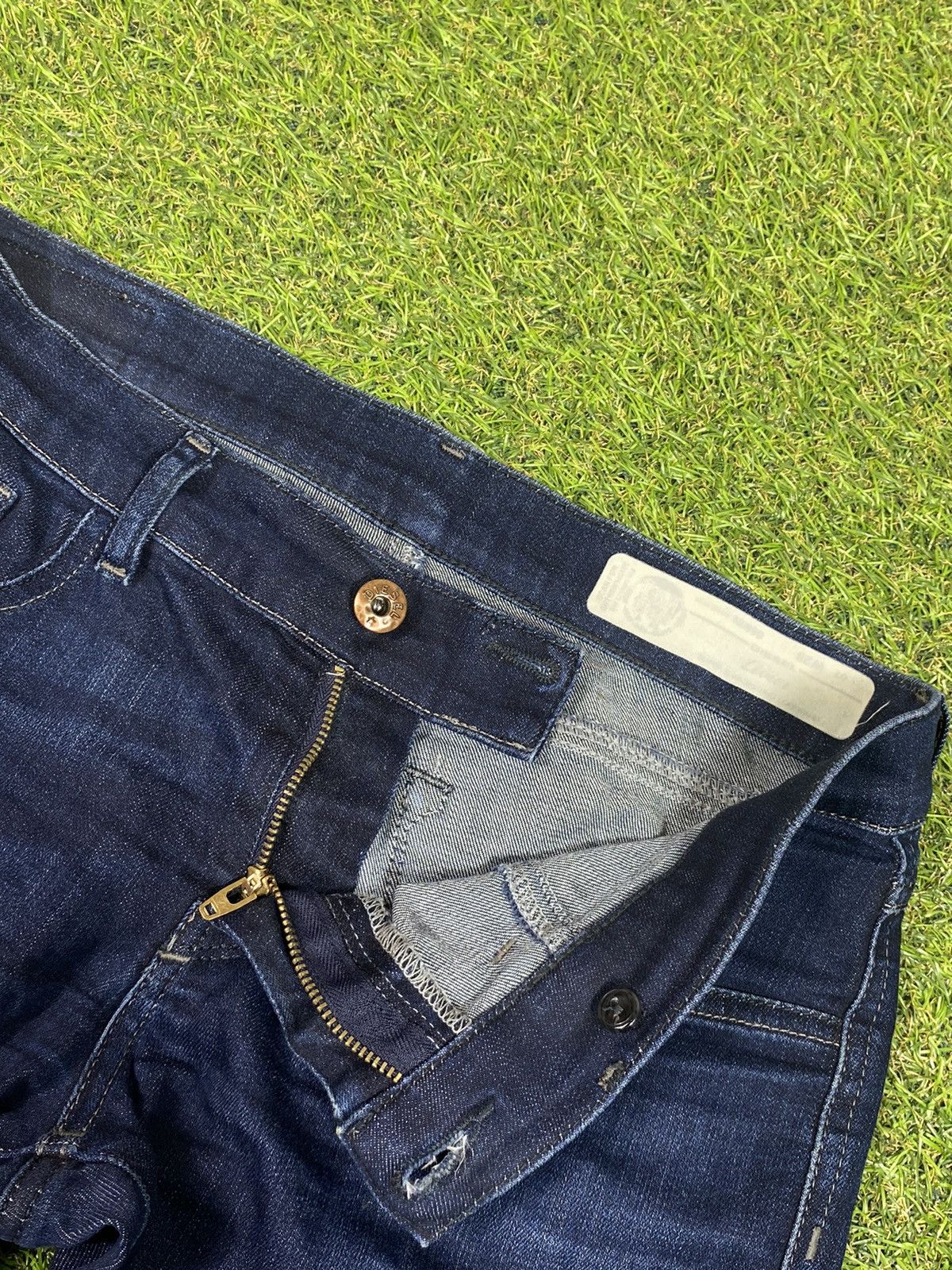 Diesel × Vintage Vintage Y2K Diesel jeans denim streetwear style size 28 Size 28" / US 6 / IT 42 - 7 Thumbnail