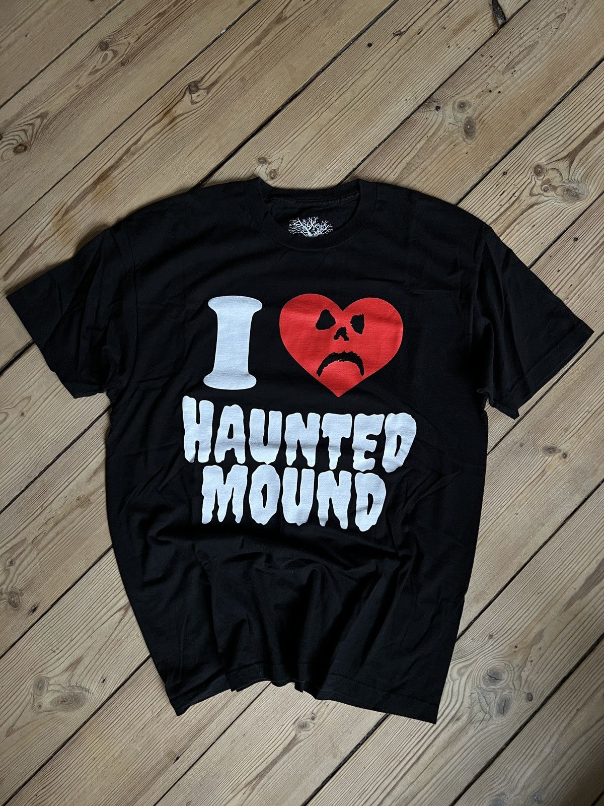 Haunted Mound I heart t-shirt Size US L / EU 52-54 / 3 - 1 Thumbnail