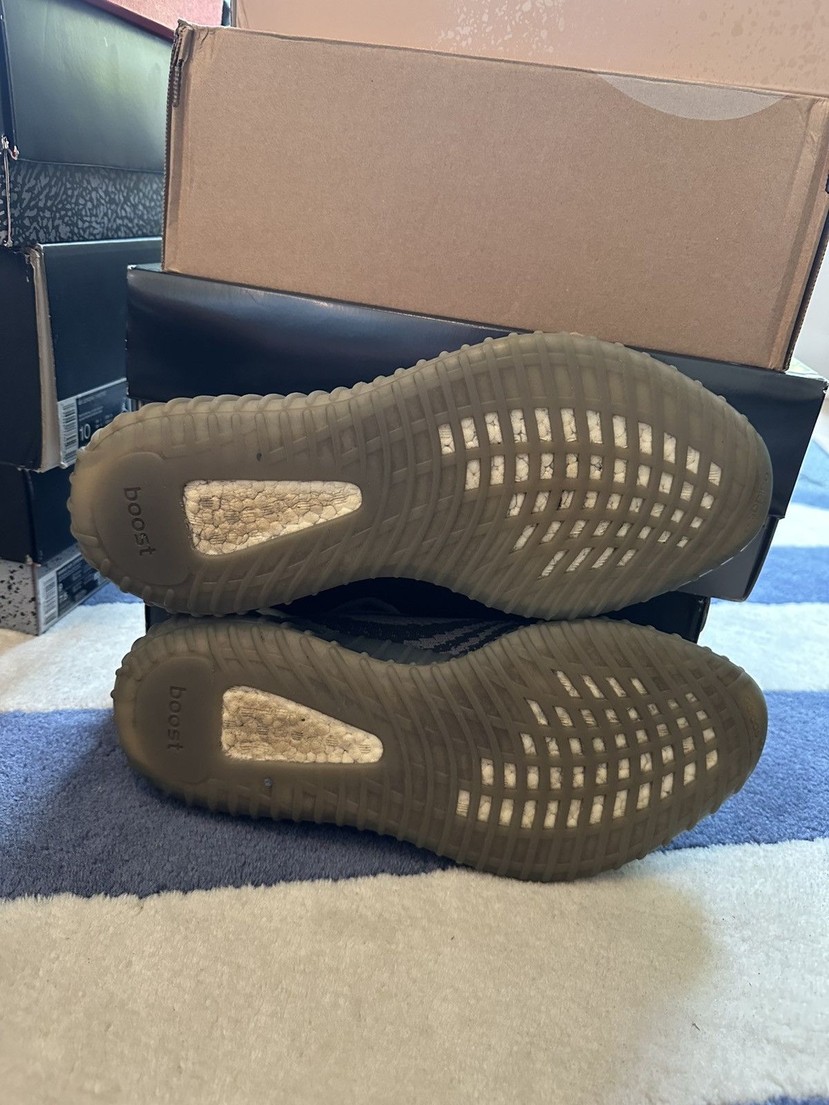 Yeezy Yeezy 350 V2 Beluga 2.0 Size US 12 / EU 45 - 6 Thumbnail