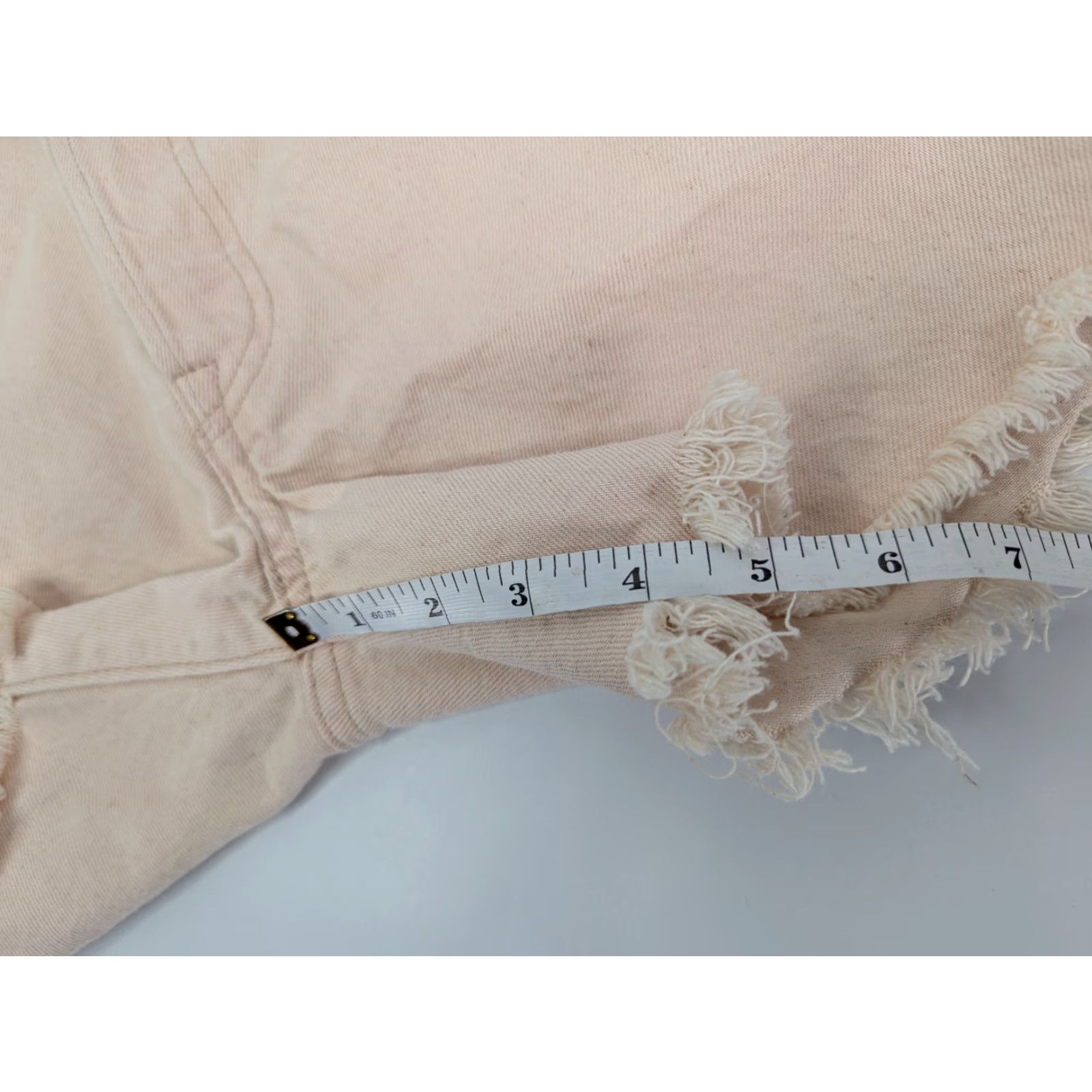 Levi's Levi’s Fresh Collection Shorts Pink 501 Button Fly Cut Off Size 29 Size US 29 - 6 Thumbnail