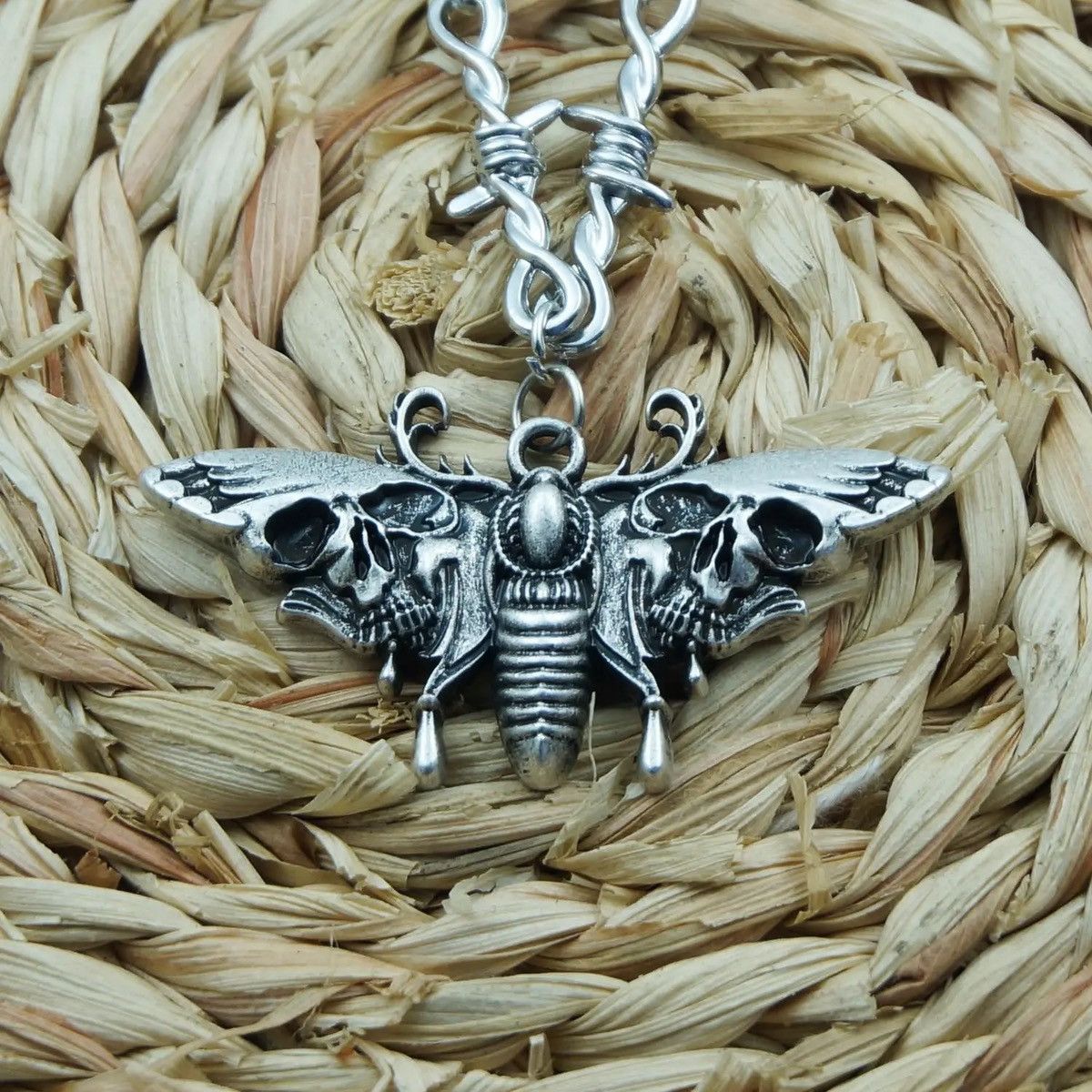 Vintage Retro Goth Butterflies Necklace Size ONE SIZE - 4 Thumbnail