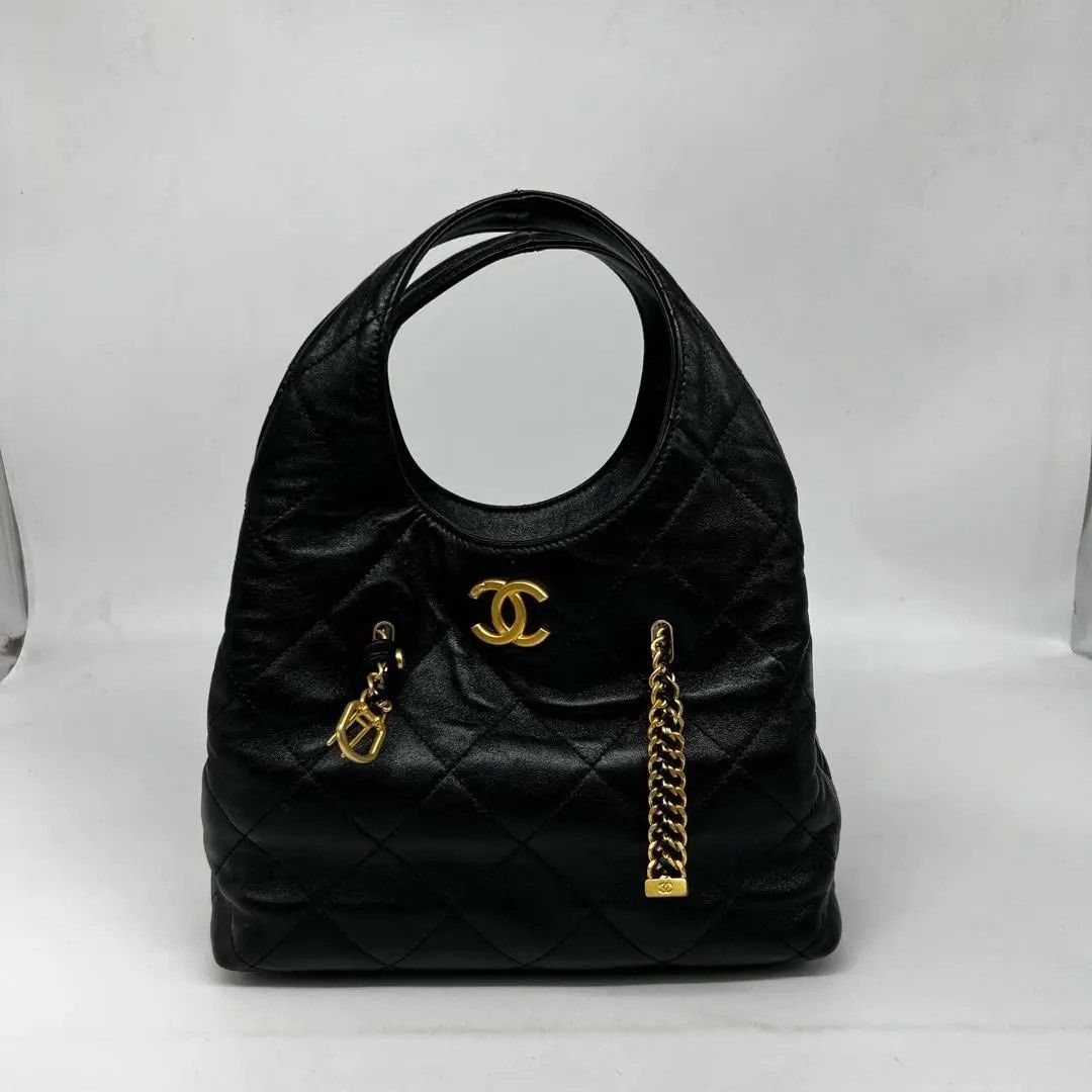 Chanel Pre-loved Bag Very good condition Size ONE SIZE - 1 Thumbnail