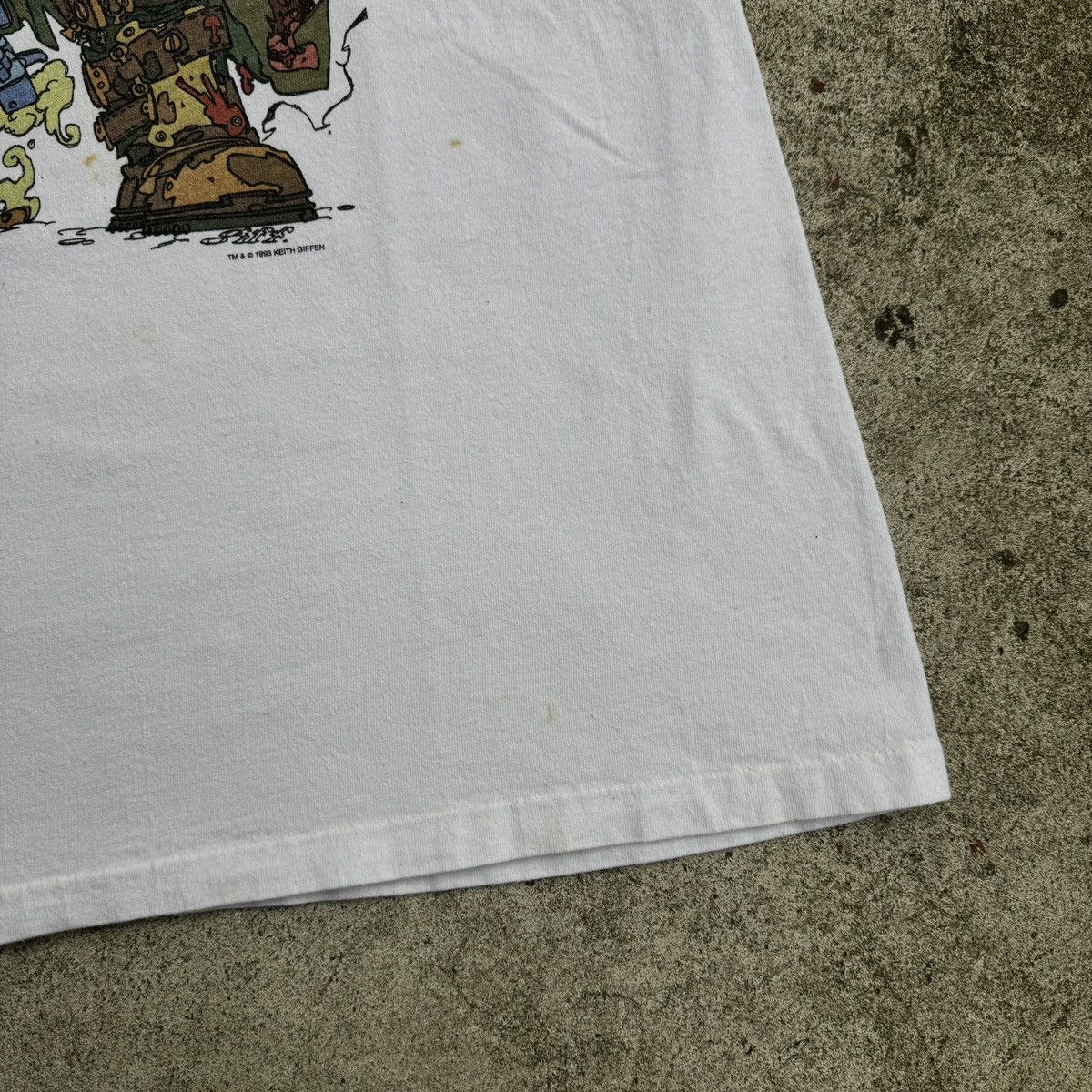 Vintage 90s Keith Giffen Trencher Gun Shot Art Shirt ERD Grunge Size US XL / EU 56 / 4 - 9 Thumbnail