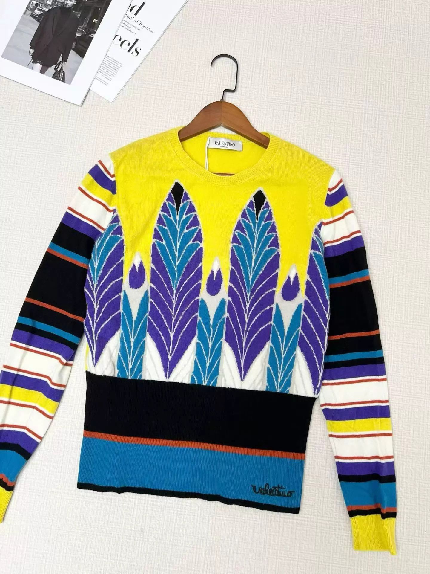 Valentino Valentino Intarsia Logo Wool Long Sleeve Top L Size L / US 10 / IT 46 - 1 Thumbnail