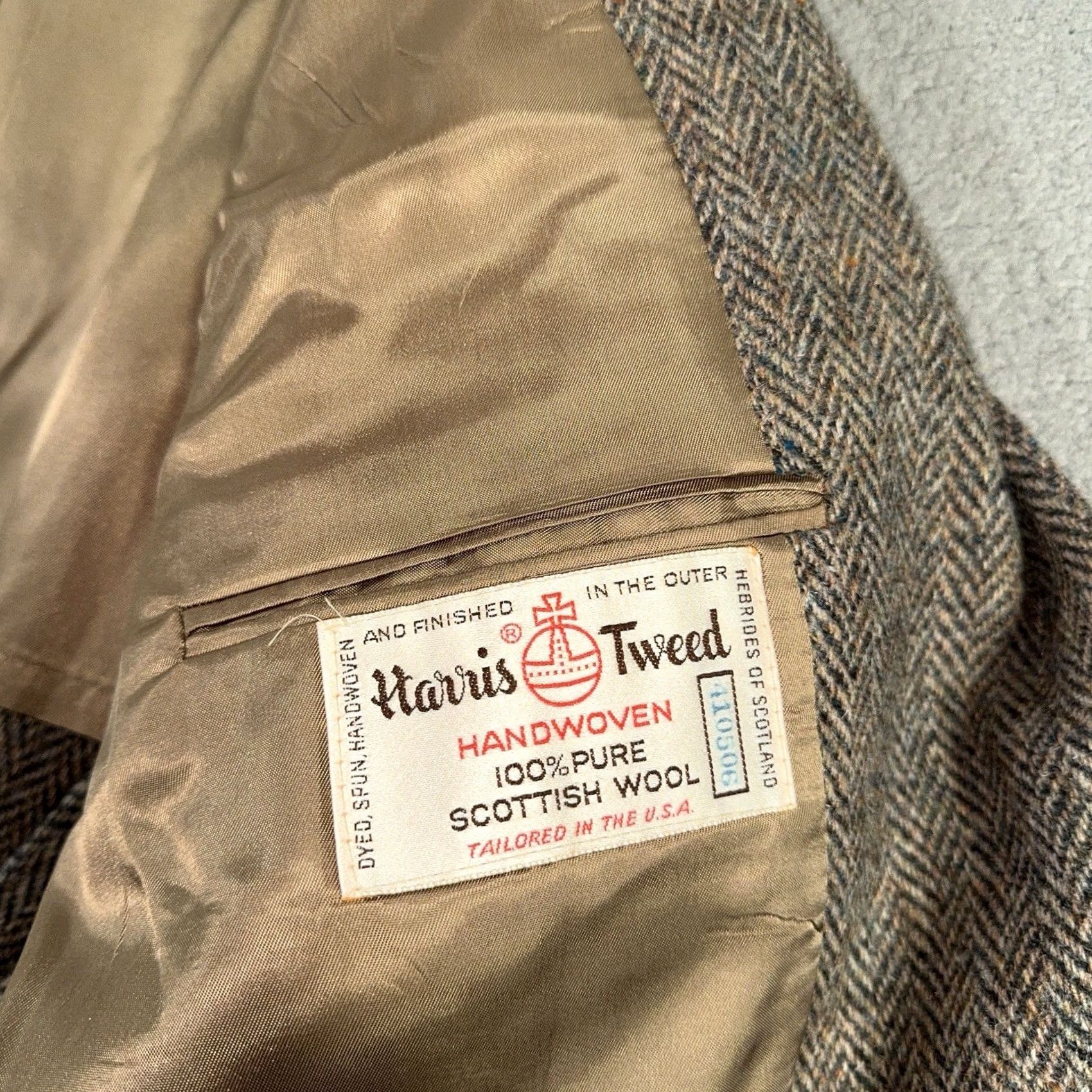 Harris Tweed VINTAGE Harris Tweed Blazer Sport Coat Wool 44 Long Herringbone USA Mens Long Coat 3-Button Notch Lapel Brown Size 44R - 3 Thumbnail