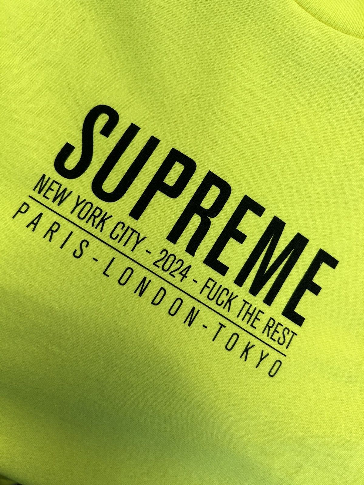 Supreme Supreme T-shirt Size US S / EU 44-46 / 1 - 3 Thumbnail