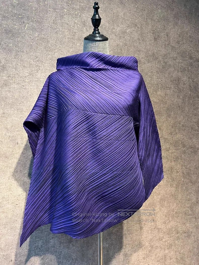 Issey Miyake Issey Miyake Purple Pleated Long Sleeve Pullover Size M / US 6-8 / IT 42-44 - 1 Thumbnail