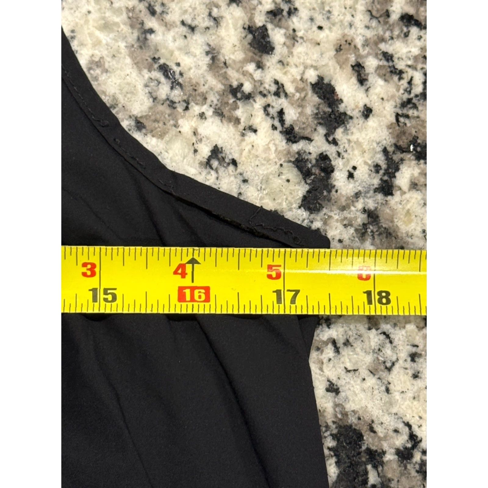 Athleta Athleta Black Canopy Parachute Romper Jumpsuit Women's Sleeveless Size 6 Black Solid UPF Breathable Travel Activewear Casual Summer Spring Fall Size 28" / US 6 / IT 42 - 4 Thumbnail