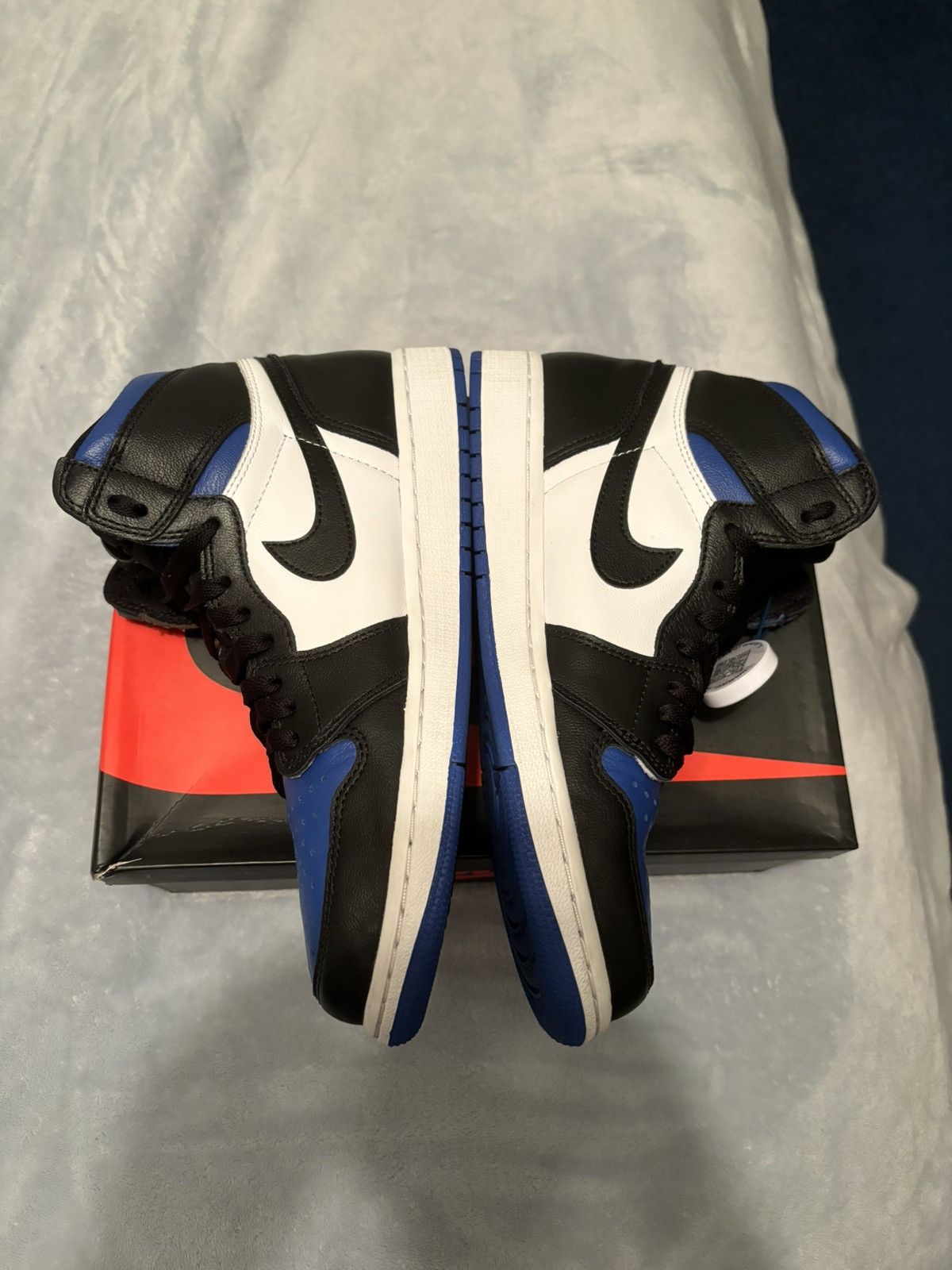 Jordan Brand Jordan 1 Retro OG High Royal Toe 2020 Size 9 Size US 9 / EU 42 - 4 Thumbnail