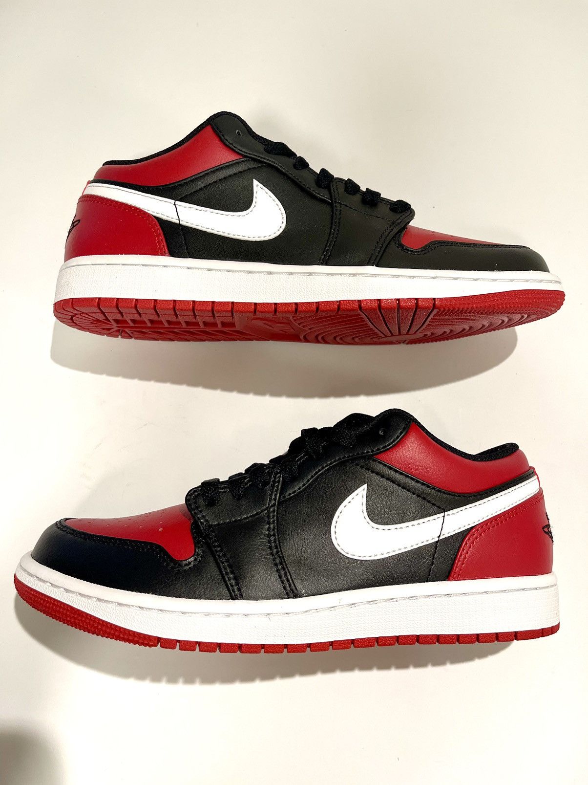 Jordan Brand JORDAN 1 LOW ALTERNATE BRED TOE Size US 7.5 / EU 40-41 - 3 Thumbnail