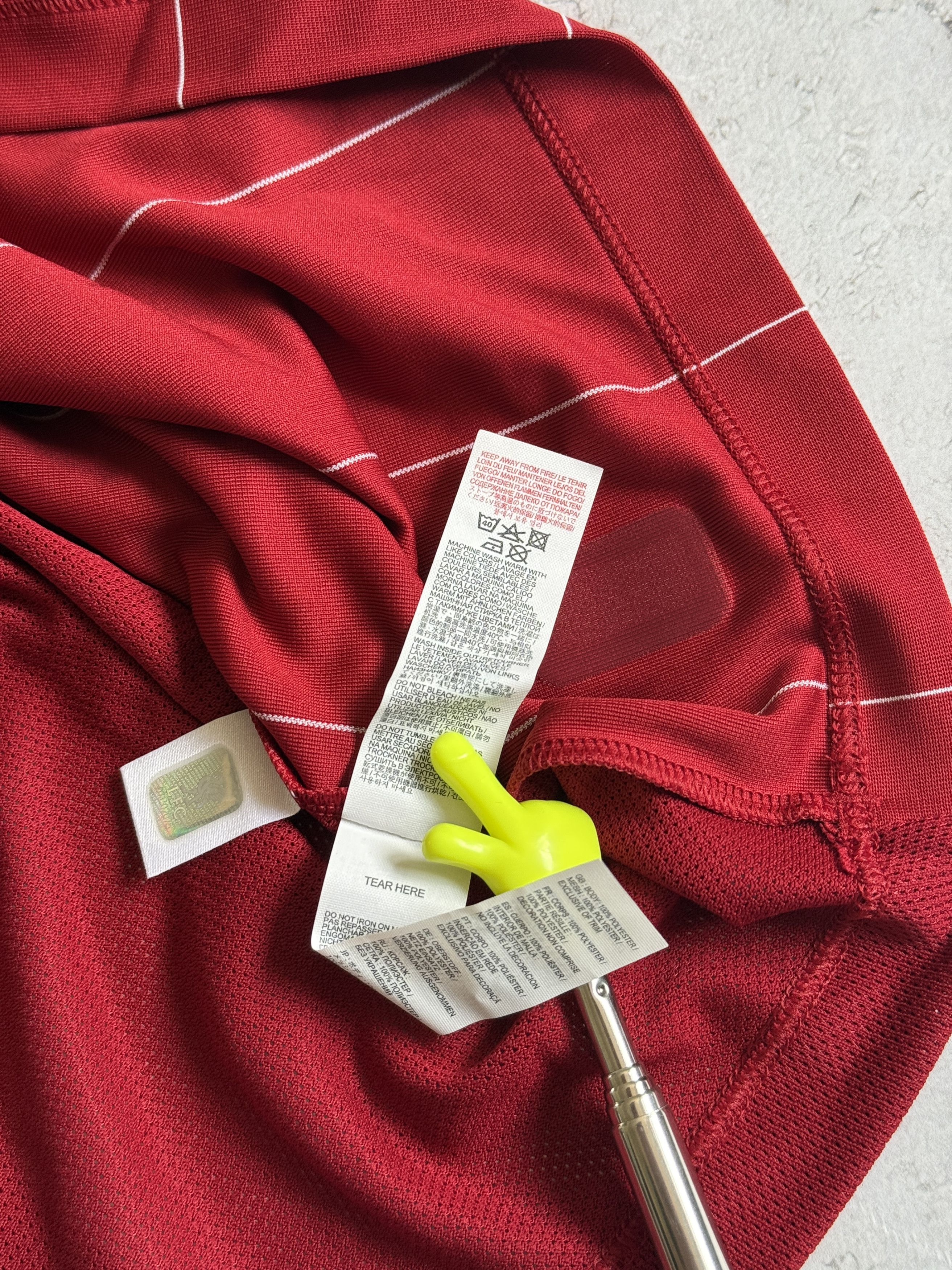 New Balance LIVERPOOL 2019 2020 FOOTBALL SHIRT SOCCER JERSEY L Size US L / EU 52-54 / 3 - 11 Thumbnail