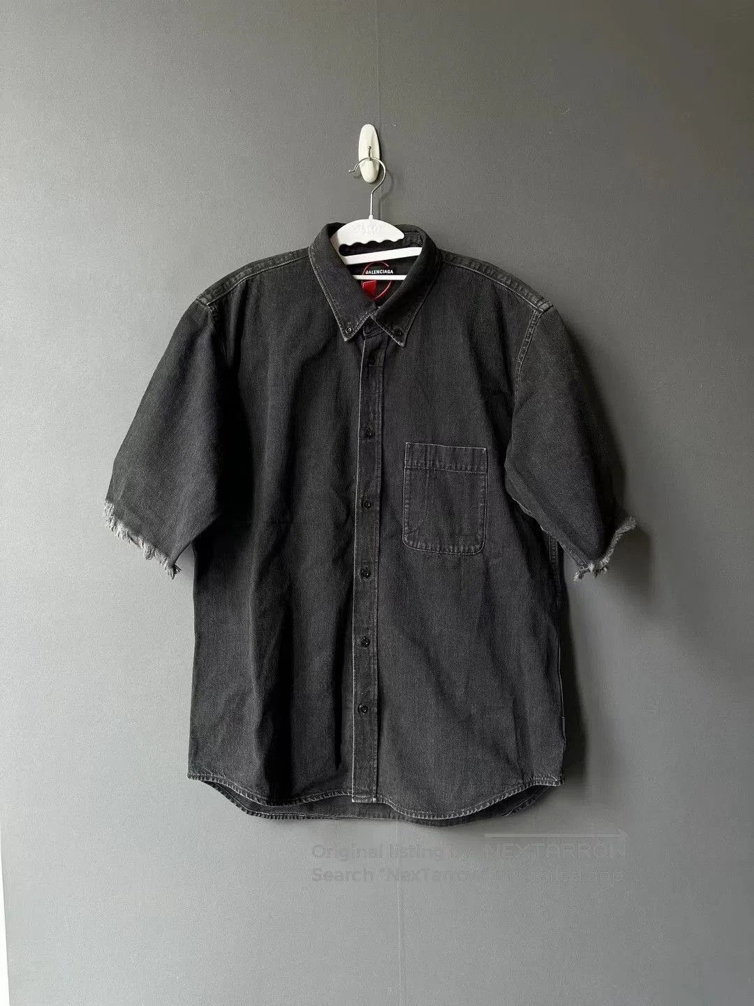 Balenciaga Balenciaga Back Logo Denim Short Sleeve Shirt. Size US XS / EU 42 / 0 - 2 Thumbnail