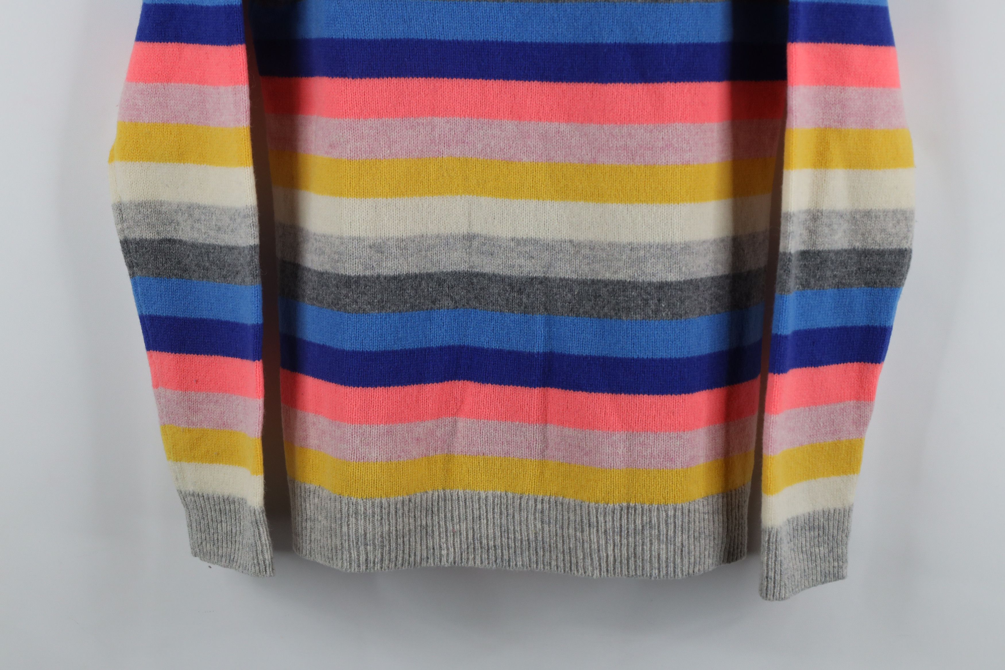 J.Crew × Vintage J Crew Rainbow Striped Lambswool Blend Knit Crewneck Sweater Size S / US 4 / IT 40 - 3 Thumbnail
