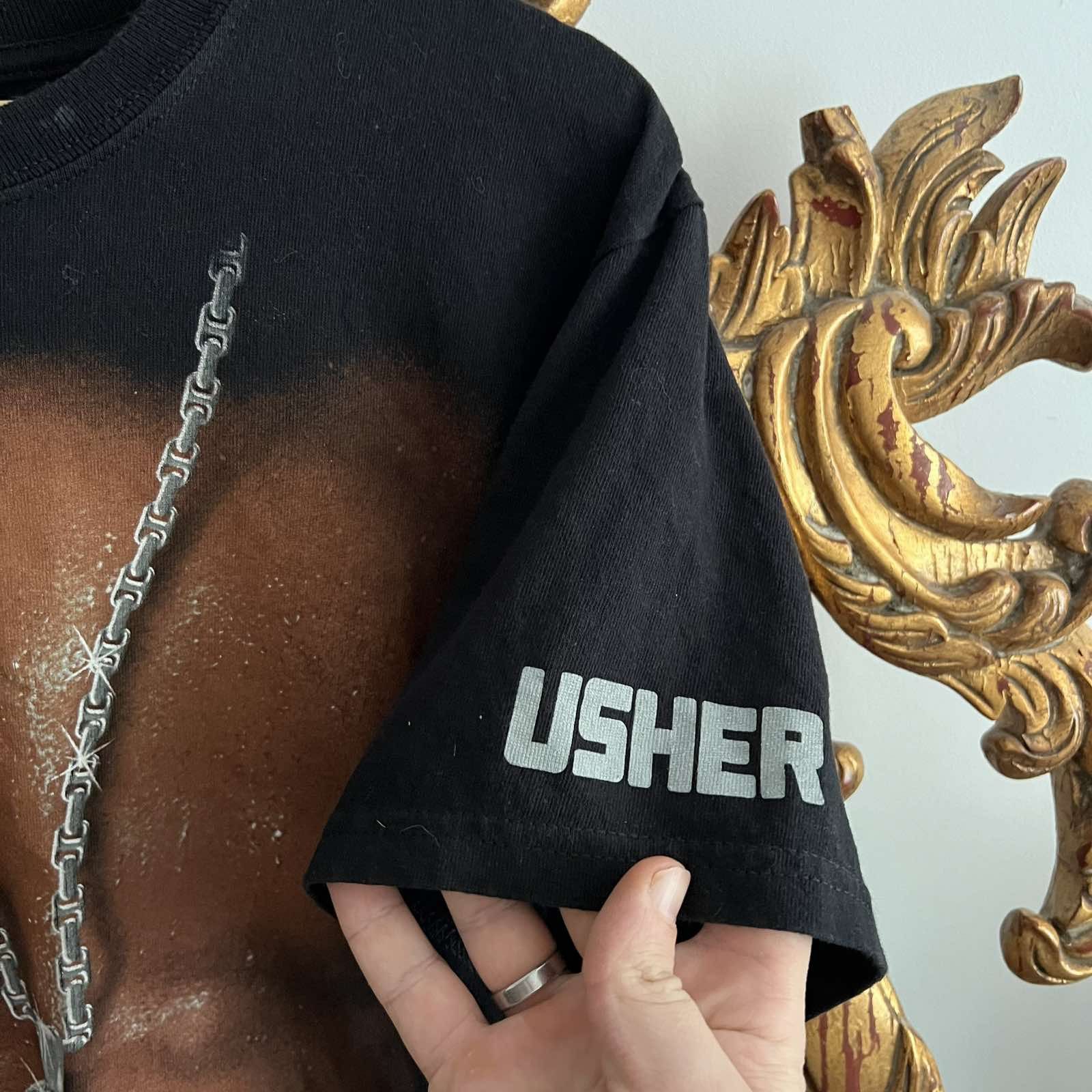 Band Tees Vintage Usher Full Body Graphic T Shirt Sz M Size US M / EU 48-50 / 2 - 5 Thumbnail