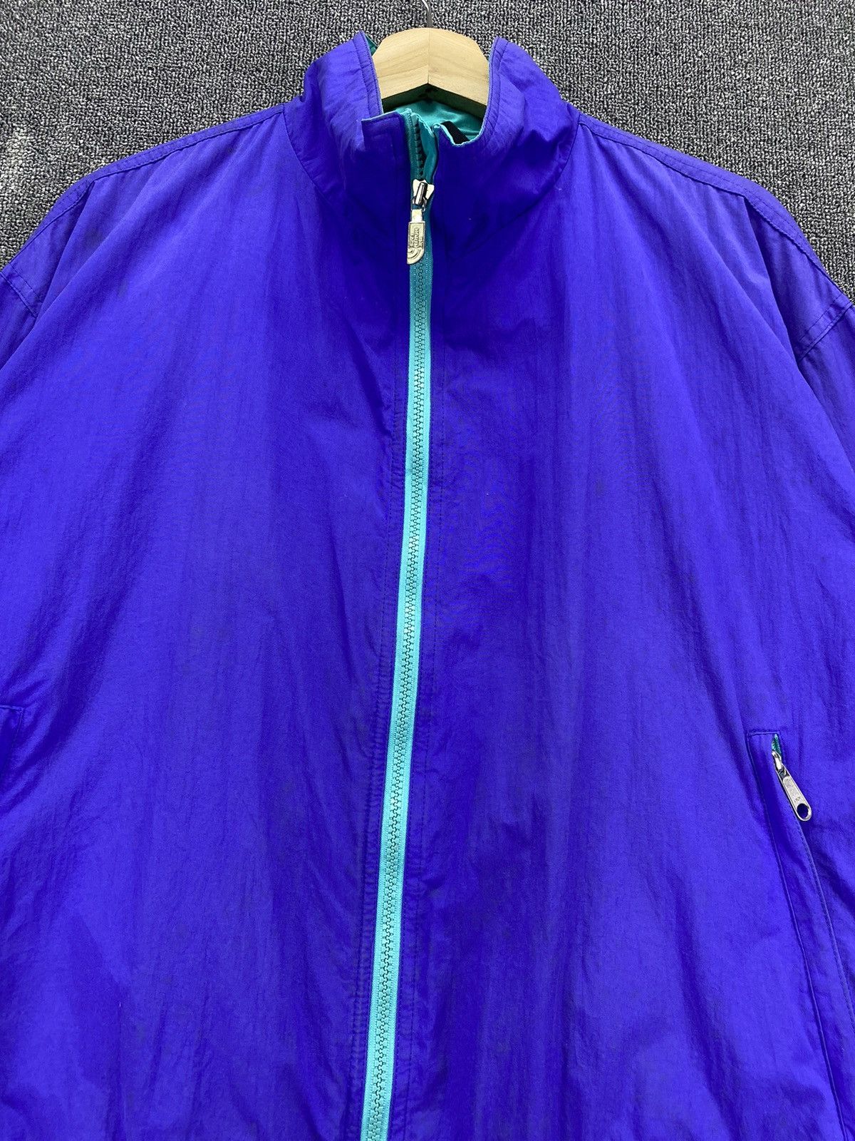The North Face Vintage The North Face Spellout Light Jacket Size US L / EU 52-54 / 3 - 9 Thumbnail