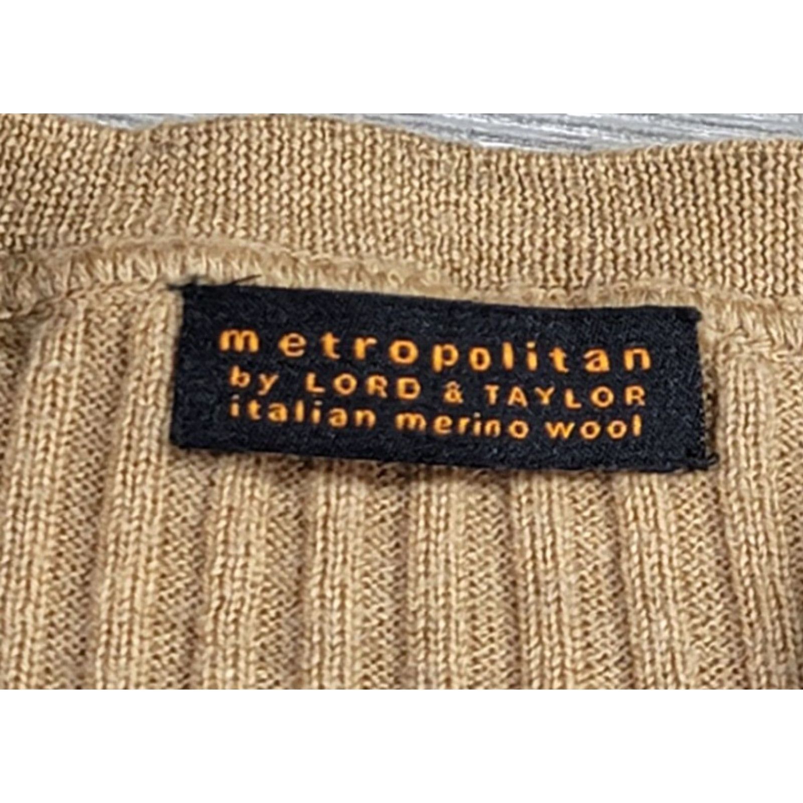 Vintage Metropolitan Sweater Men 2XL Beige Wool V-Neck Ribbed Knit Pullover Classic Italy Size US XXL / EU 58 / 5 - 6 Thumbnail
