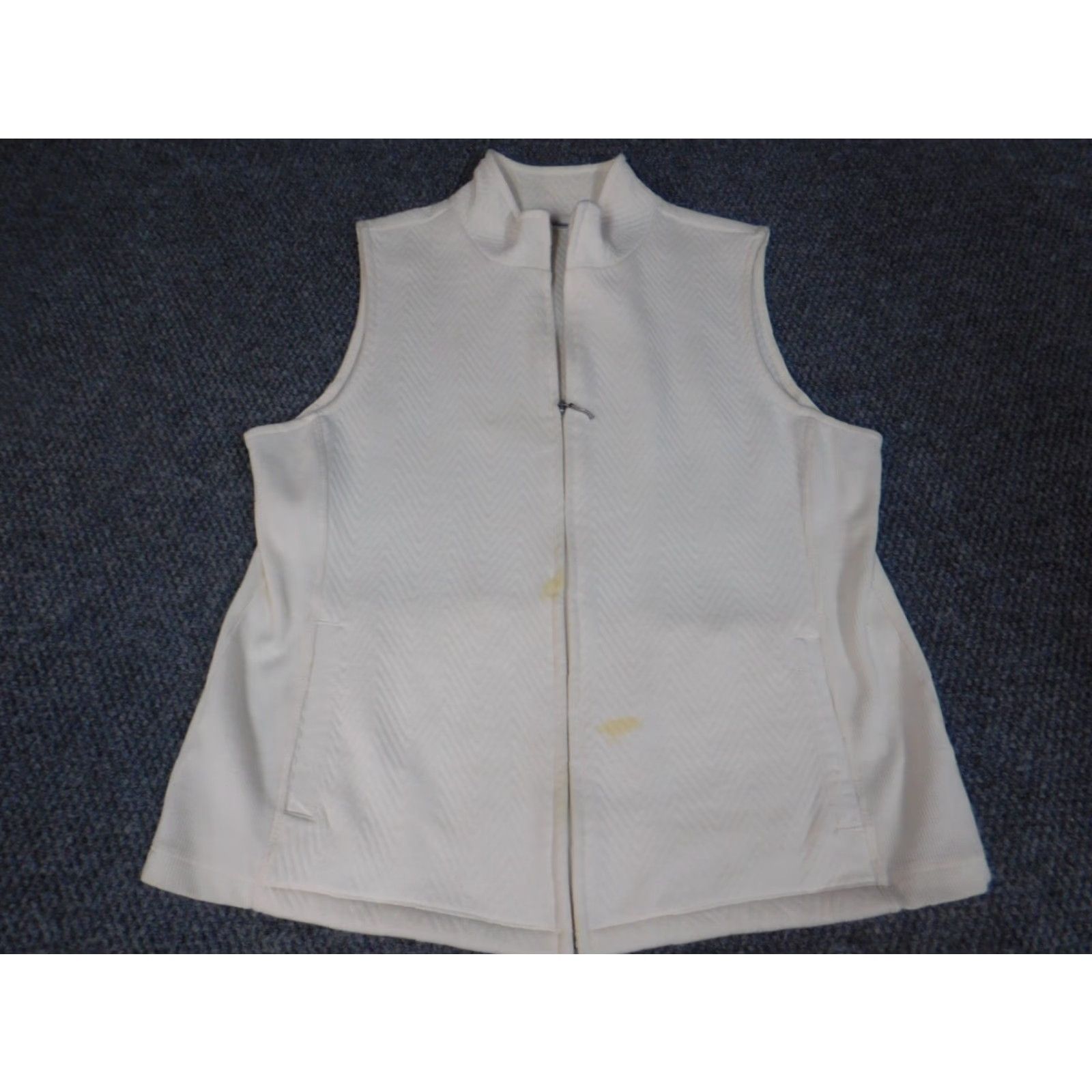 Croft & Barrow Croft & Barrow Womens Vest Large Beige Full Zip Vest Beige Long Sleeve Peanuts Pattern Regular Fit Casual Jacket Woman Mens? Size L / US 10 / IT 46 - 3 Thumbnail