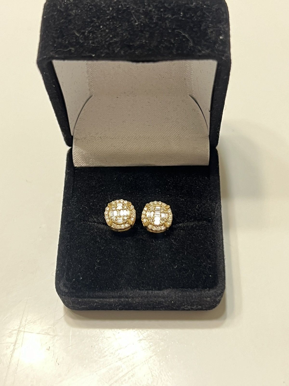 Designer × Jewelry Yellow Gold Baguette 9mm Earrings 0.69 CT Size ONE SIZE - 2 Thumbnail