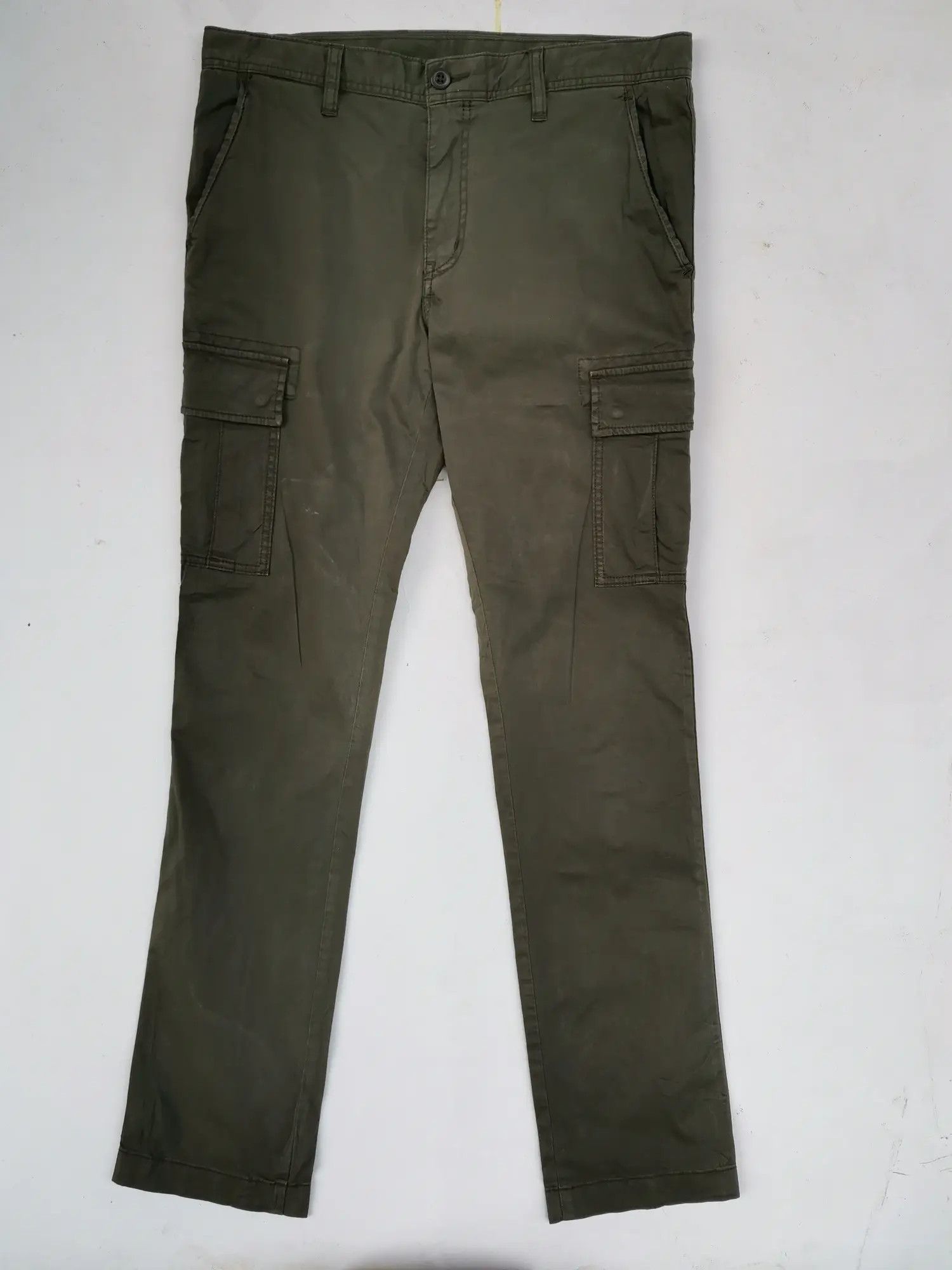 Japanese Brand × Uniqlo Rare!!! Uniqlo Tactical Cargo Multipocket Pants Size US 34 / EU 50 - 1 Thumbnail