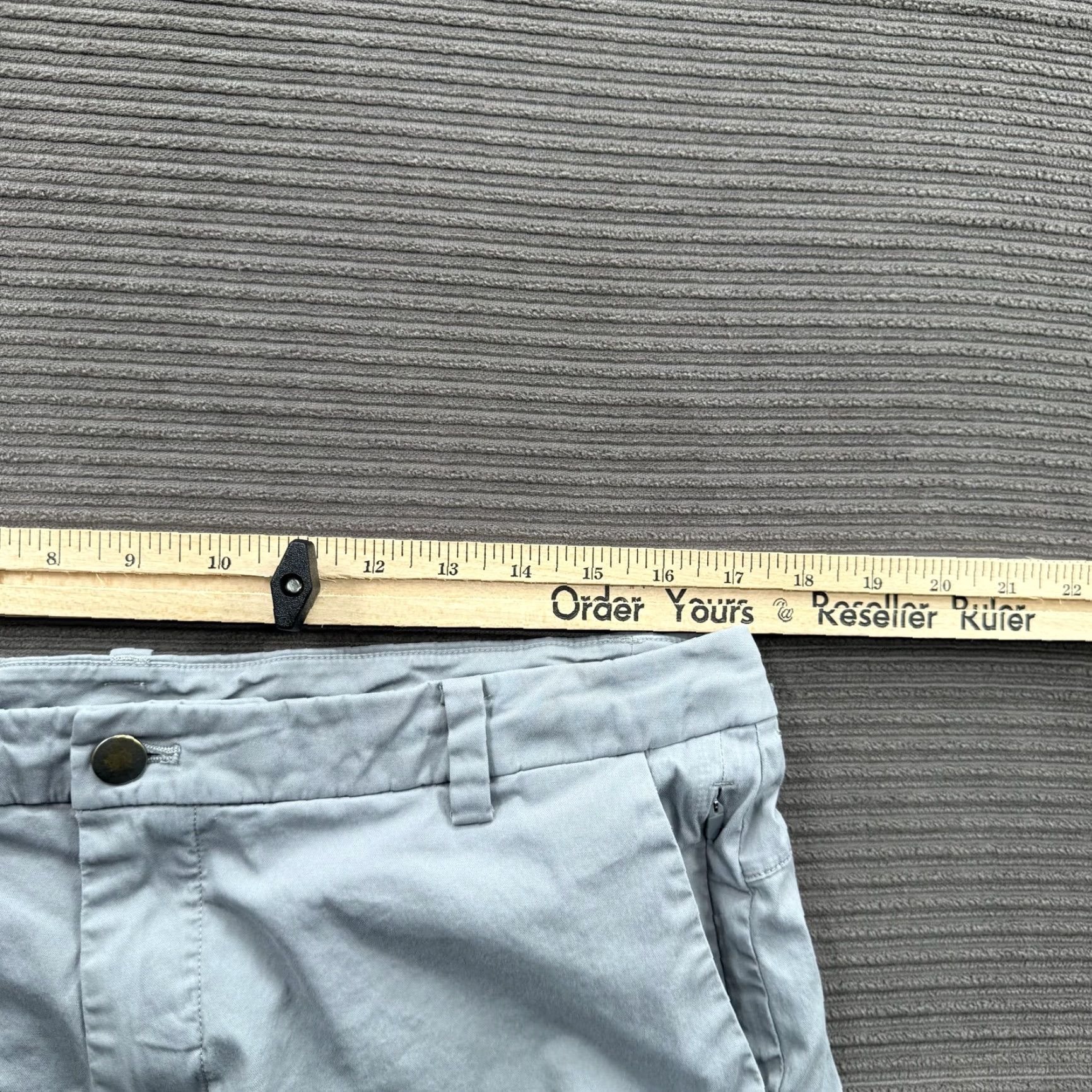 Lululemon Lululemon Shorts Mens 34 Gray Chino Golf Athletic Lightweight Casual Summer Size US 34 / EU 50 - 6 Thumbnail