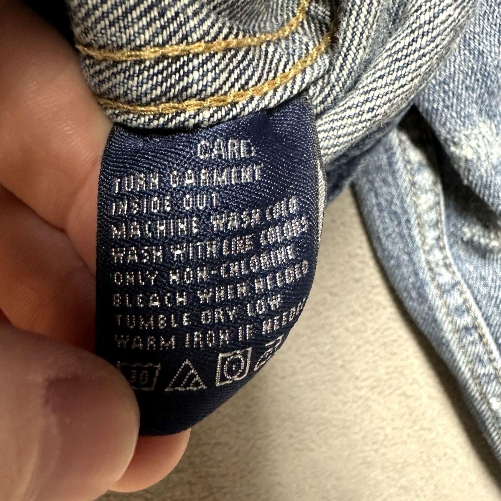 Ralph Lauren VINTAGE Ralph Lauren Jacket Womens XS Blue Denim Distressed 90s Trucker Jean GUC Size 26" / US 2 / IT 38 - 5 Thumbnail