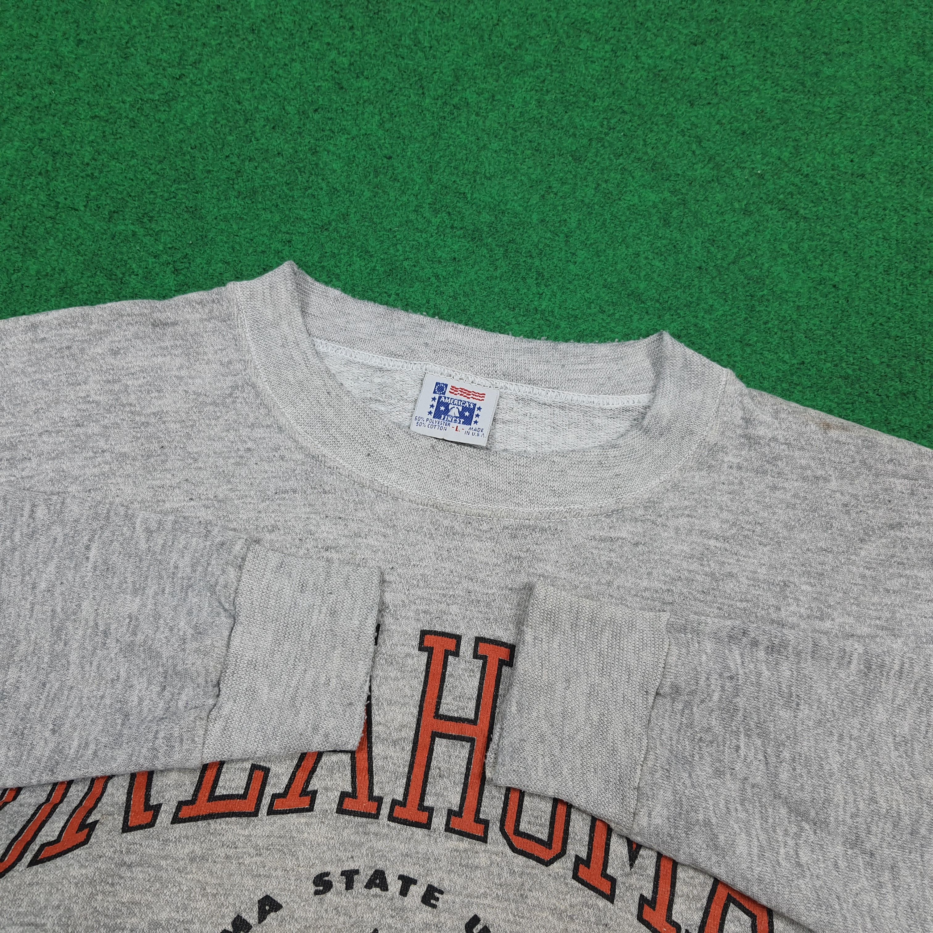 Vintage 90s Vintage Oklahoma State University Crewneck E1A19 Size US M / EU 48-50 / 2 - 5 Thumbnail