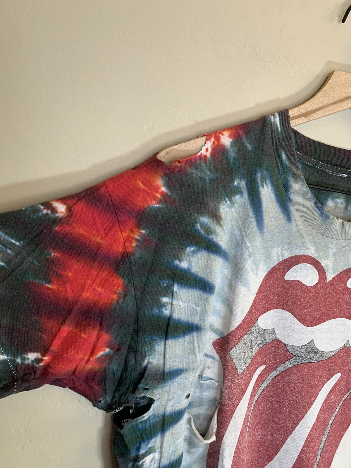 Band Tees *RARE* Vintage 1994 Rolling Stones Thrashed Tie-Dye T-Shirt Size US XL / EU 56 / 4 - 10 Thumbnail